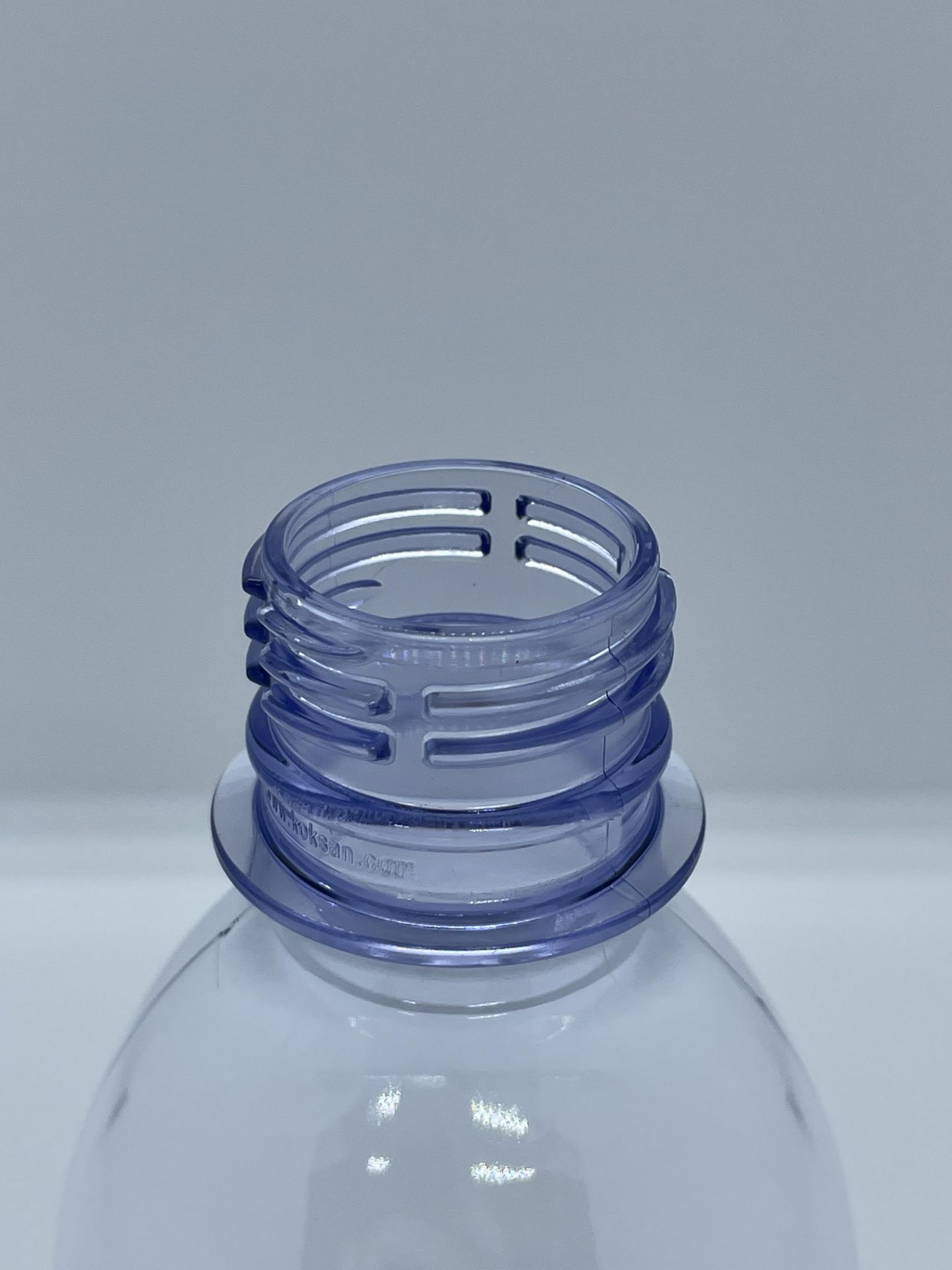 158,000 - 8 oz Empty Plastic Bottles, Neck Threading 28-410, 5.25" Tall x 2.25" Diameter - Image 3 of 5