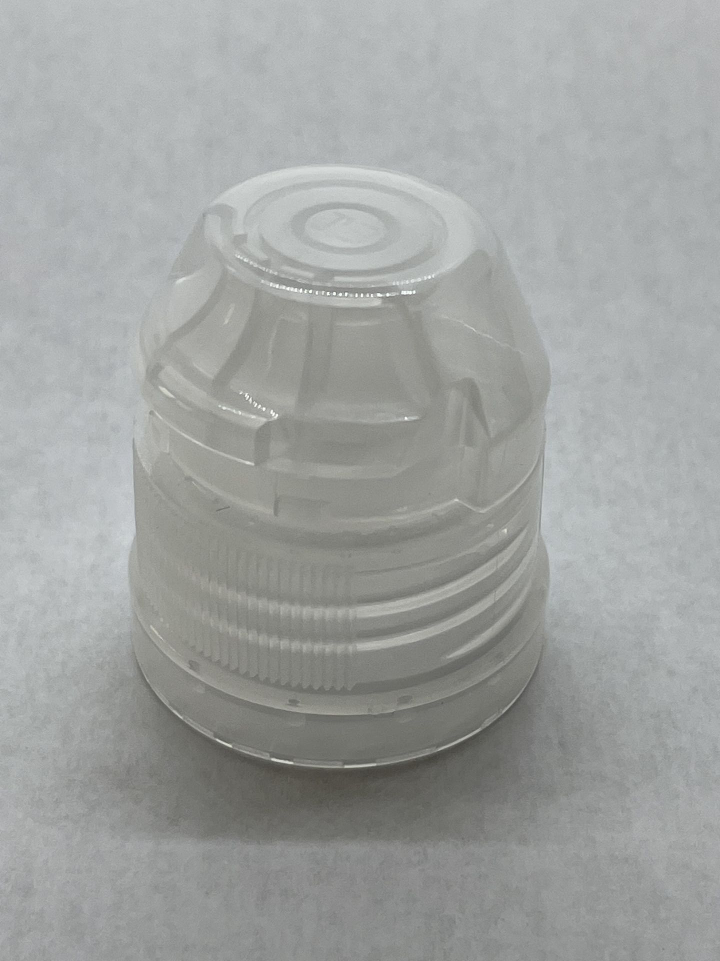 170,000 - Popular Aptar Water bottle sport cap for 16 oz bottle, 28-410 Threading - Image 2 of 3