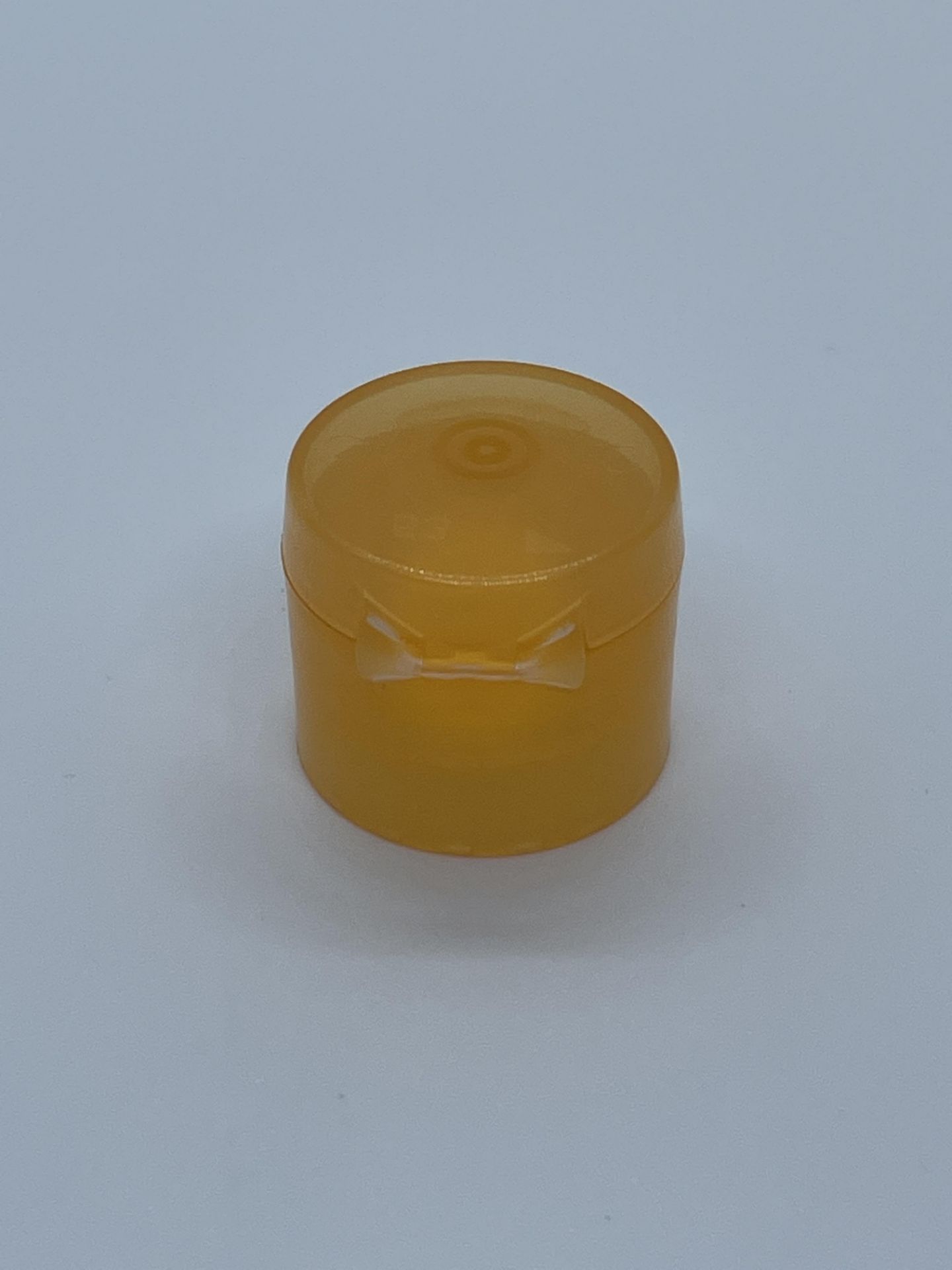 40,000 Orange Flip Lid Bottle Caps for 2 oz plastic bottles & 4 oz glass bottles, 20-410 Threading - Image 3 of 4