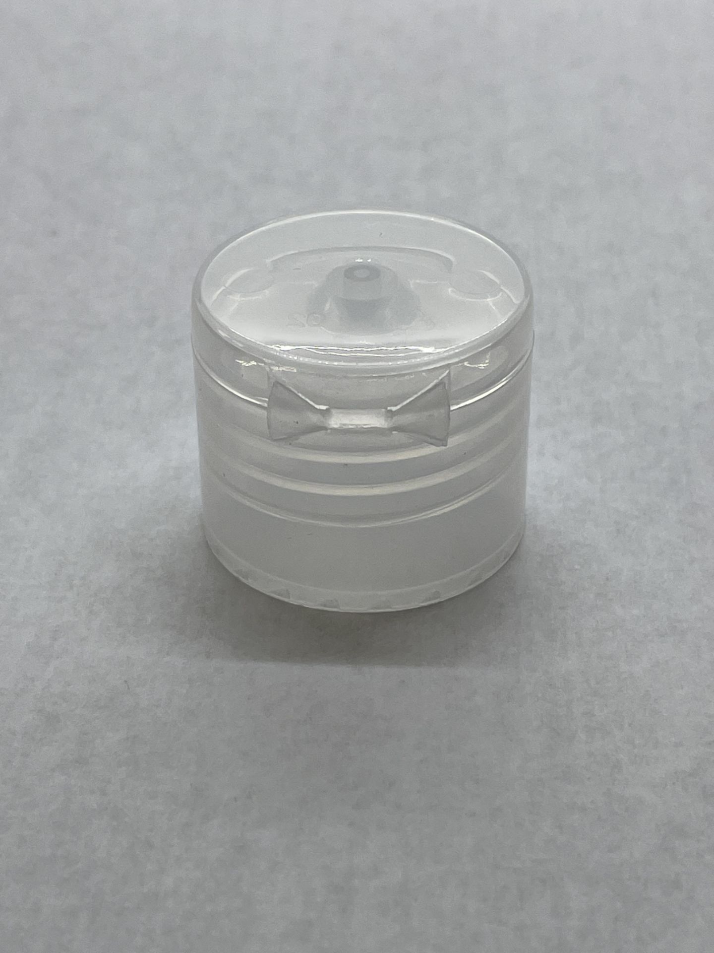 71,000 - Clear Flip Bottle Caps for 4oz and 8oz bottle, 24-410 - Image 4 of 4