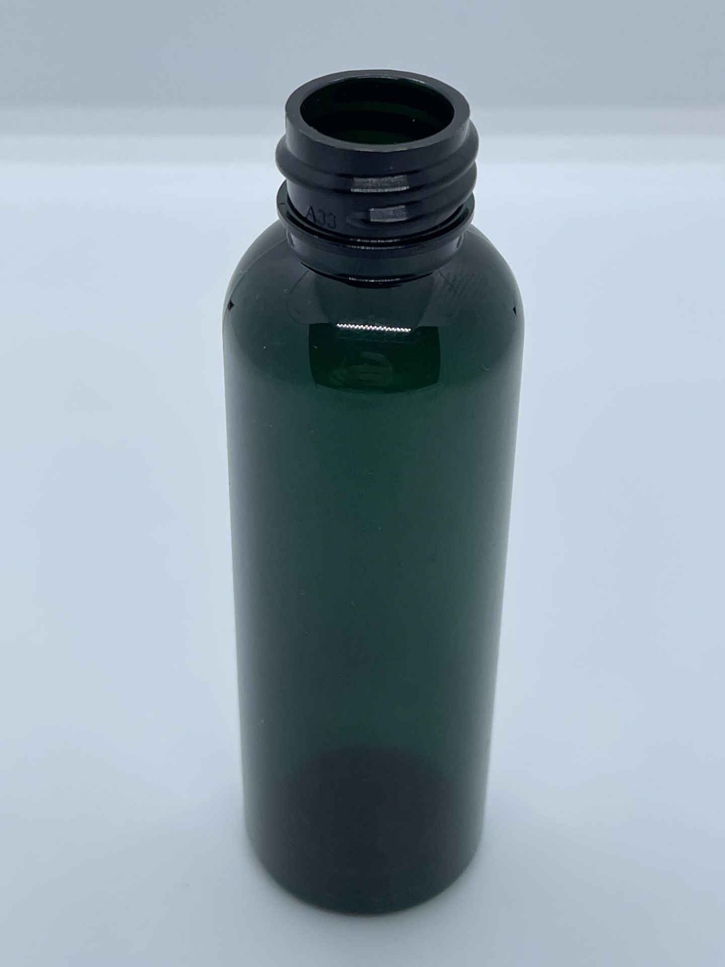 29,000 - Green Alpha Plastic 2 oz Empty Bottles, 20-410 Threading Neck, 4 1/8" Tall, 1.25" Diameter - Image 2 of 4
