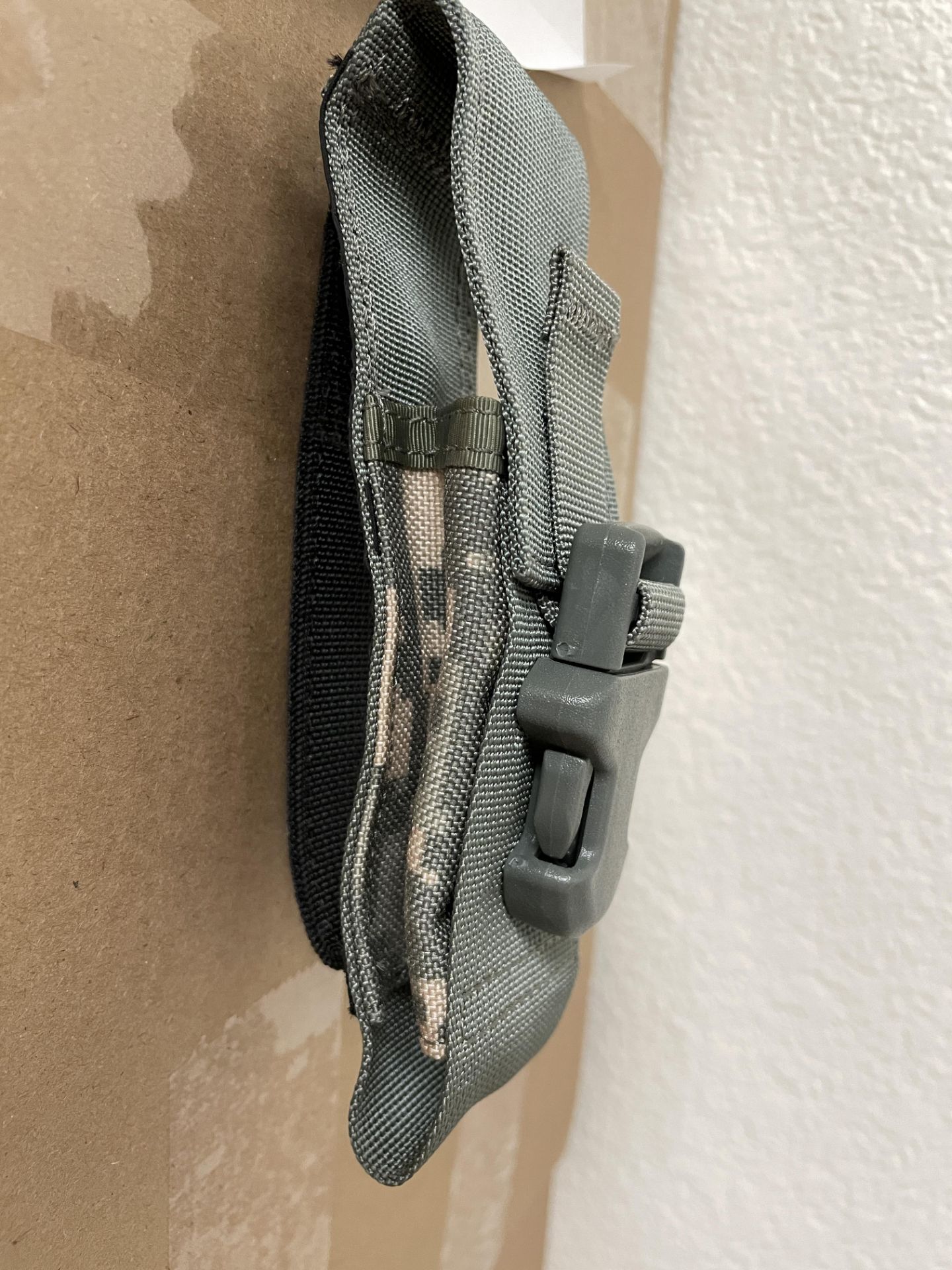 85 Blackwater Flash Bang Pouches in Army Digital Camo, Tactical Gear - Image 2 of 2