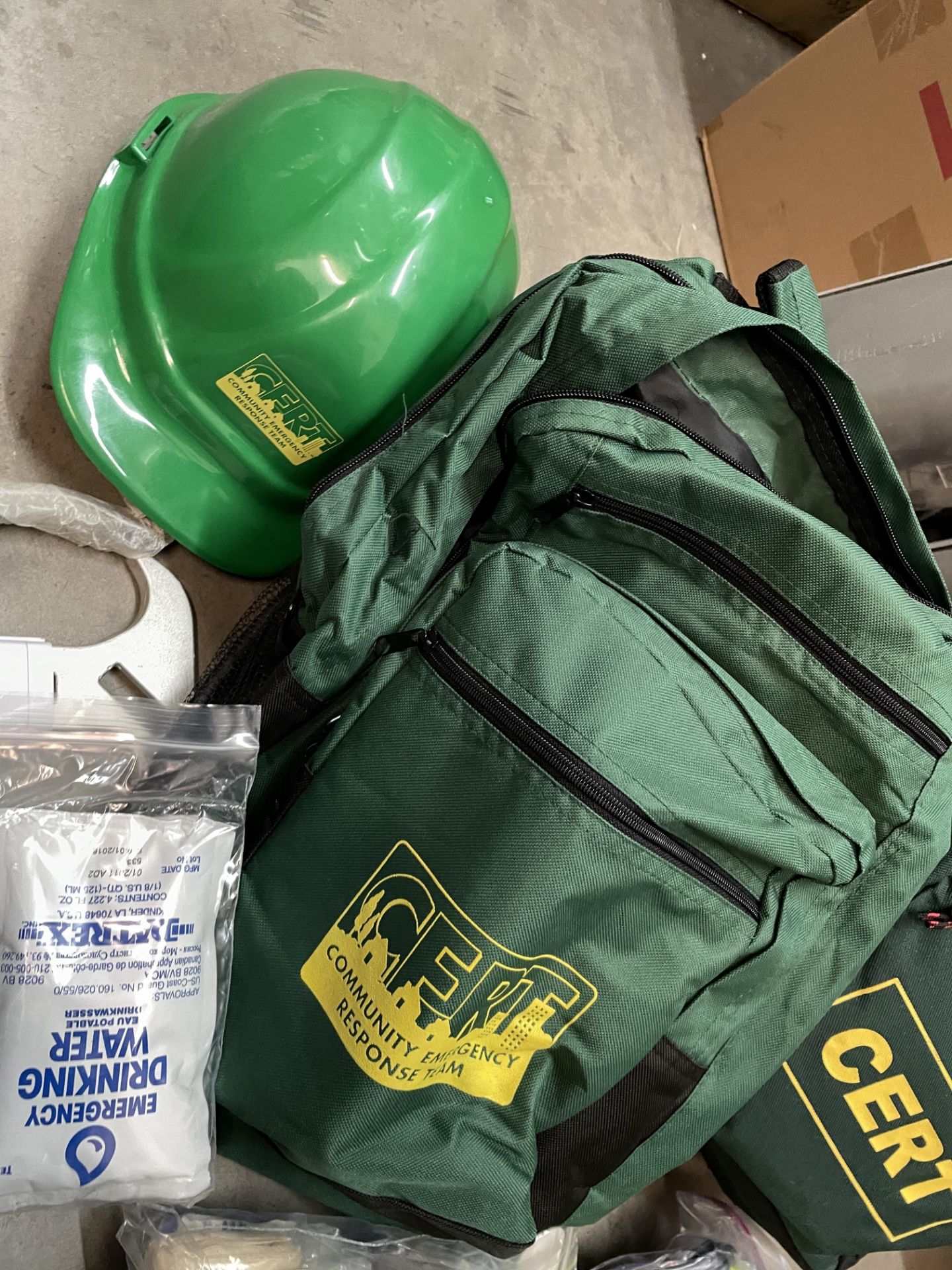 2x CERT Community Emergency Response Team Backpacks with emergency essentials and hard hats - Image 7 of 8