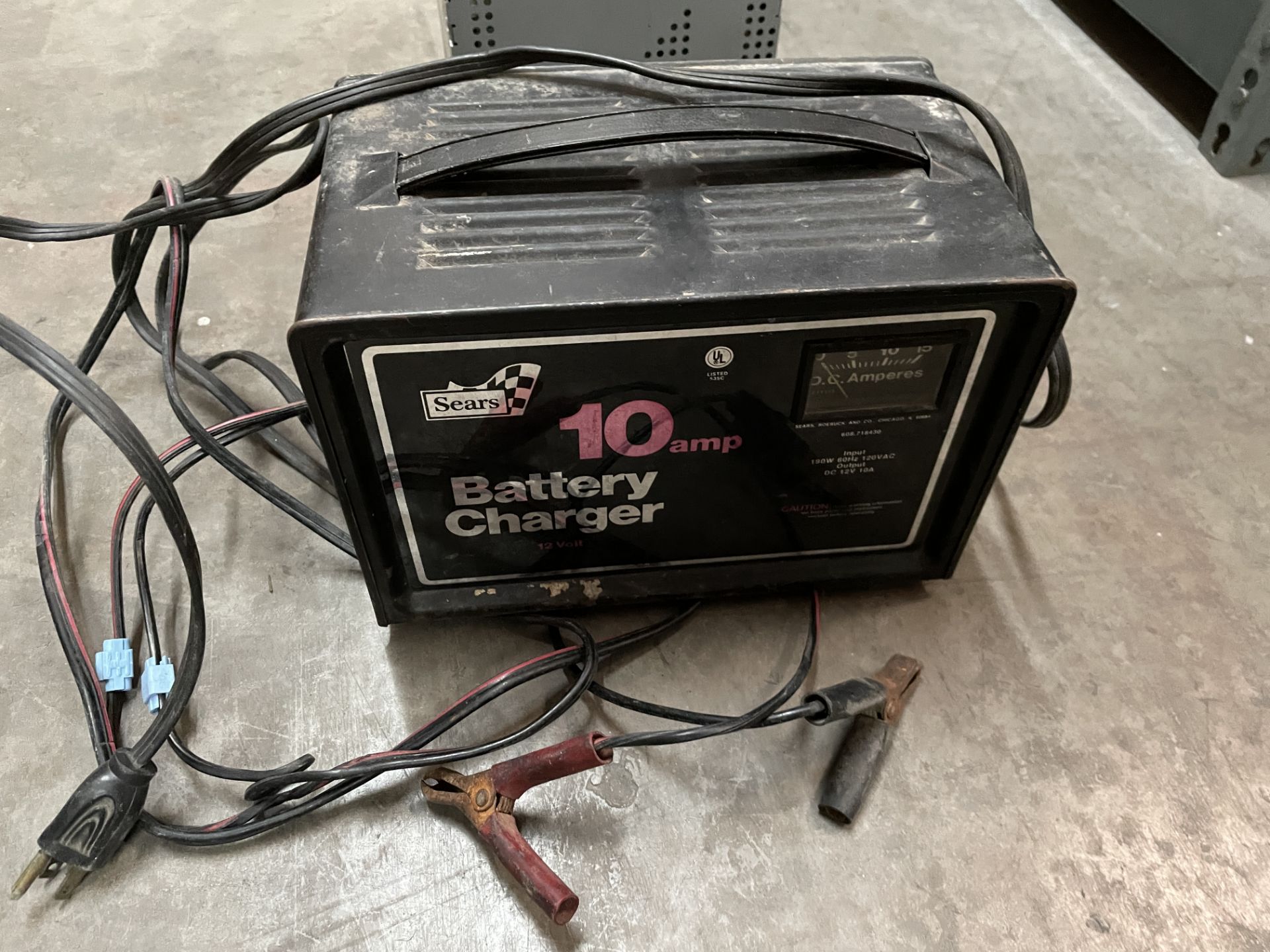 Battery Charger AND Car Radio Unit - Image 5 of 7