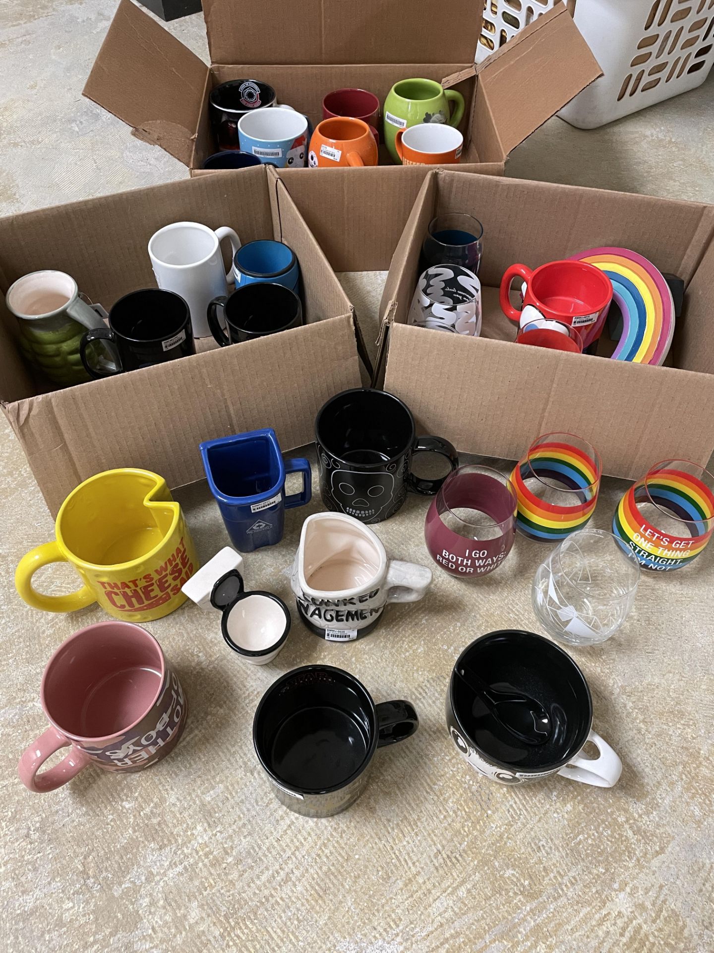 3 Boxes of 30+ Novelty Coffee Cups/Mugs, Star Wars, Comedy, Humor, Etc
