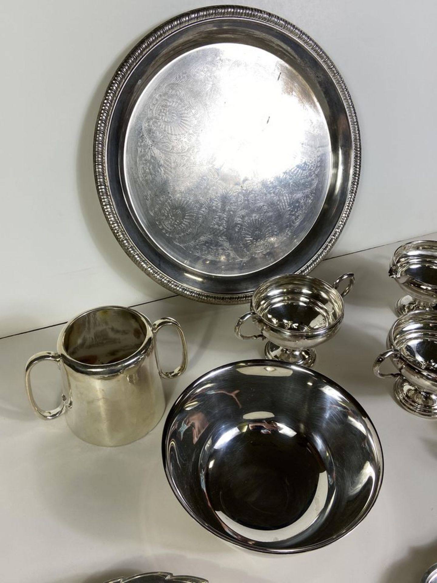 10 Silver Trays and Serveware, Chippendale Silver Company, Meriden Company, Crown Sterling Weighted, - Image 6 of 10