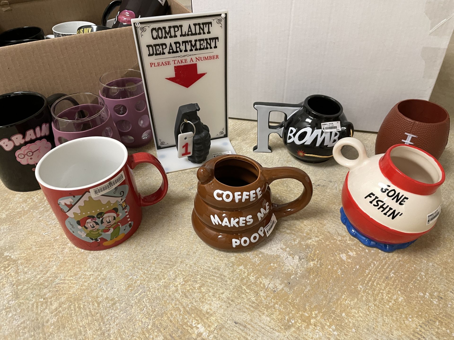 2 Boxes of 30+ New Novelty Mugs, Toys Ornaments and Display items - Image 3 of 5