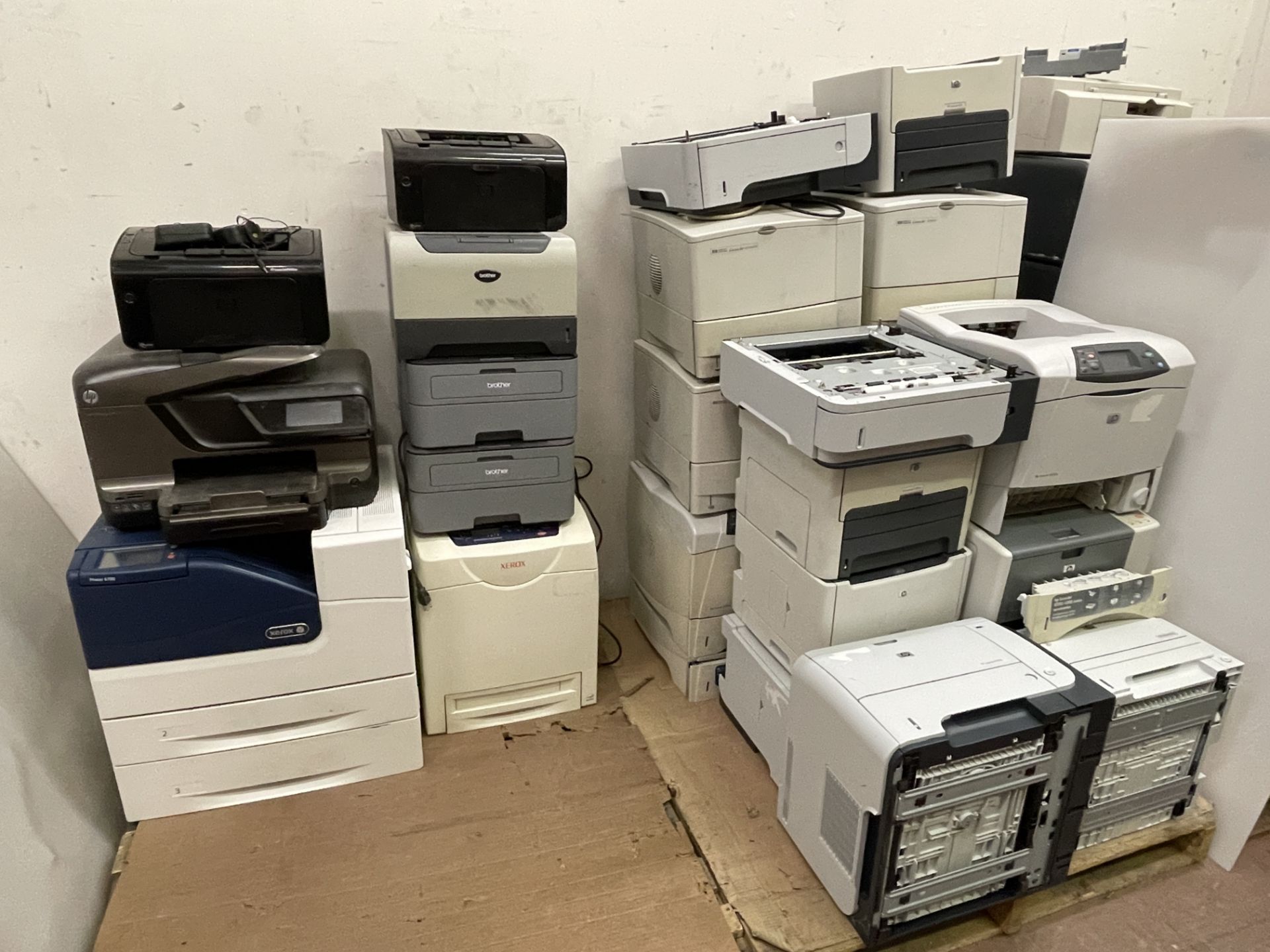 Pallet of 25 Printer and Trays, Including Xerox Phaser 6700, Etc - Image 2 of 8