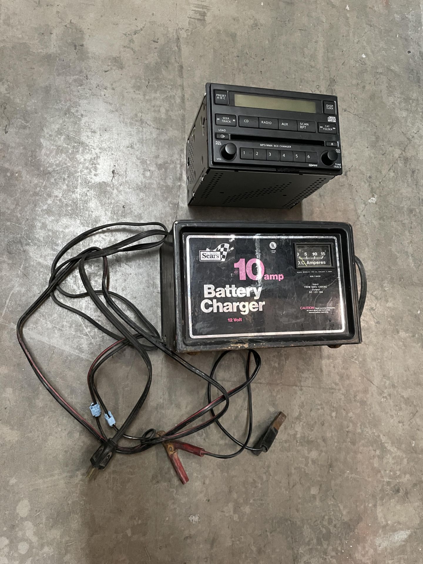 Battery Charger AND Car Radio Unit - Image 2 of 7