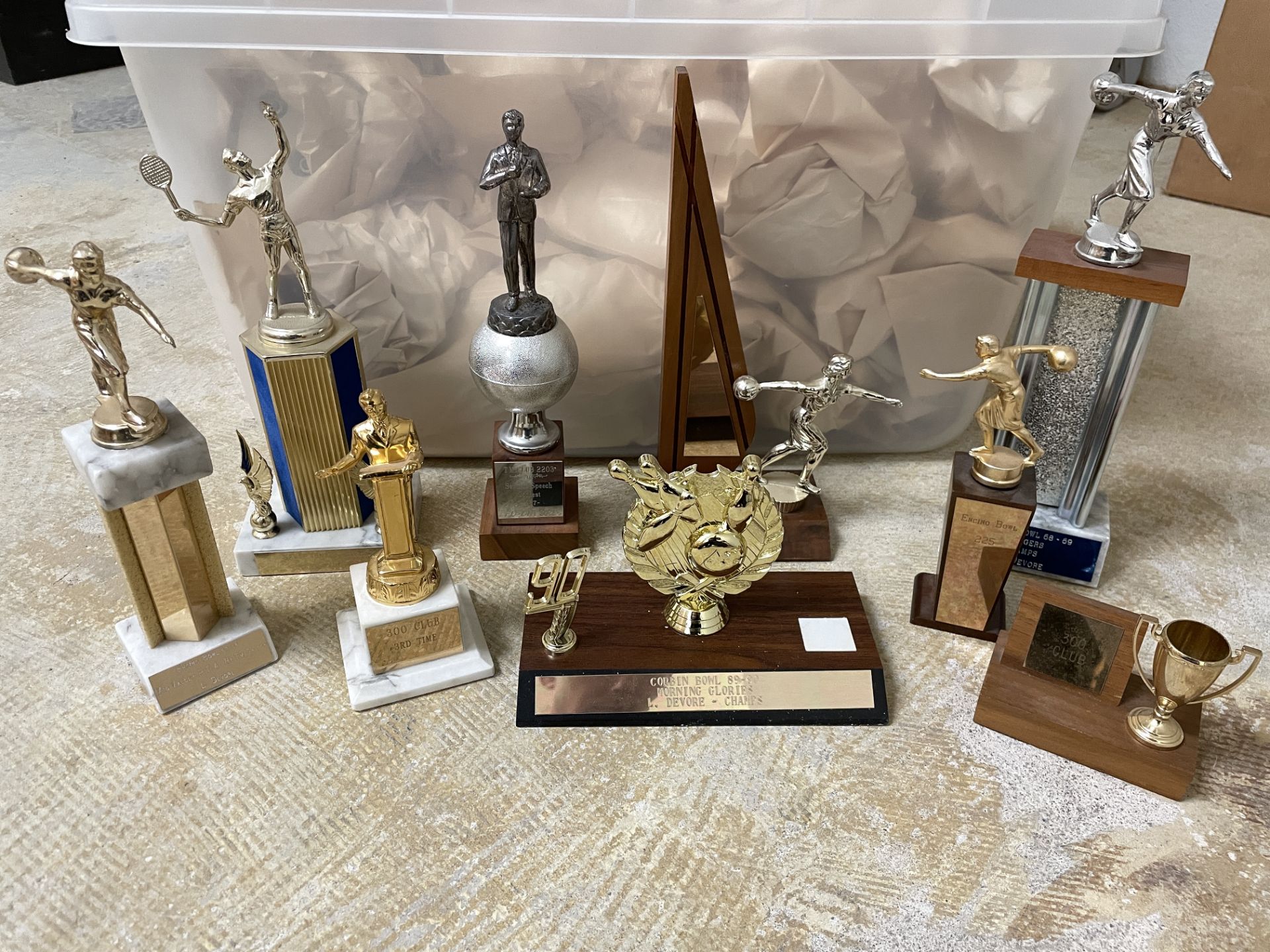 25+ Vintage Statue Trophies dating back to the 1960s, Various Subjects and styles - Image 3 of 6