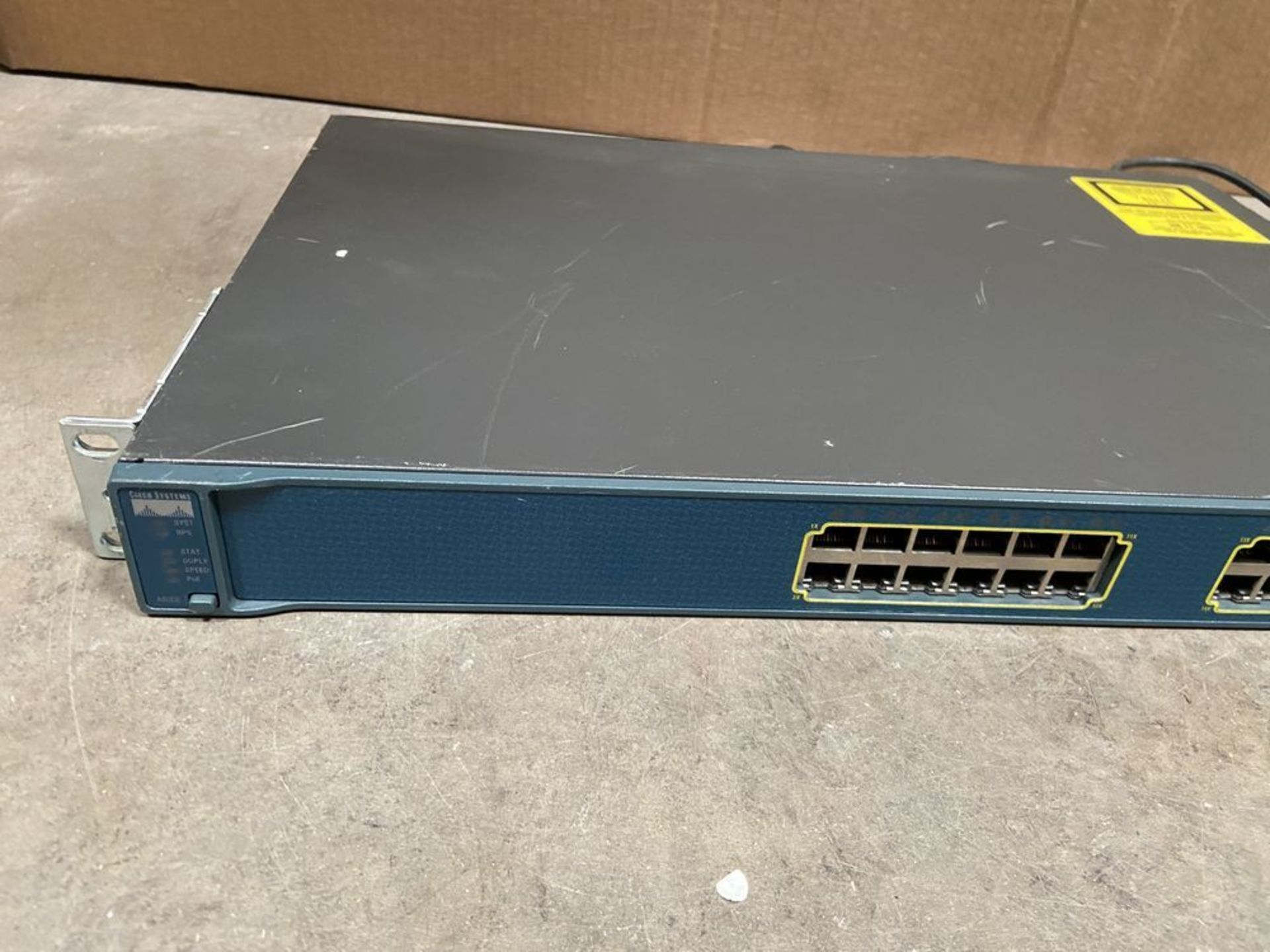 Catalyst 3560 Series PoE-24 Networking Equipment Switch/WS-C3560-24PS-S - Image 3 of 6