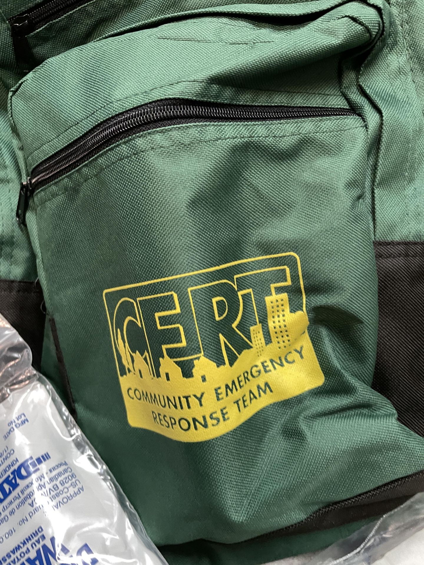 2x CERT Community Emergency Response Team Backpacks with emergency essentials and hard hats - Image 4 of 8