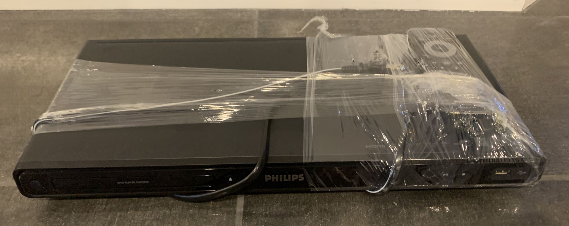 Philips DVP5990 DVD Player HDMI 1080p with Remote