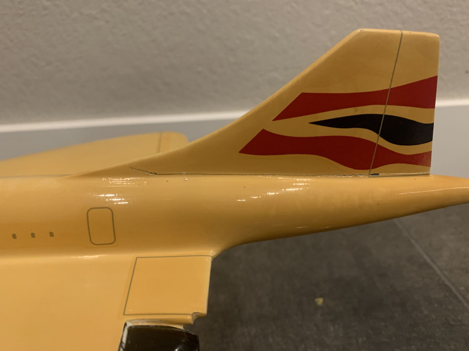 British Airways Concorde + Space Shuttle Jet Model On Stand Rare Vintage - Image 6 of 7