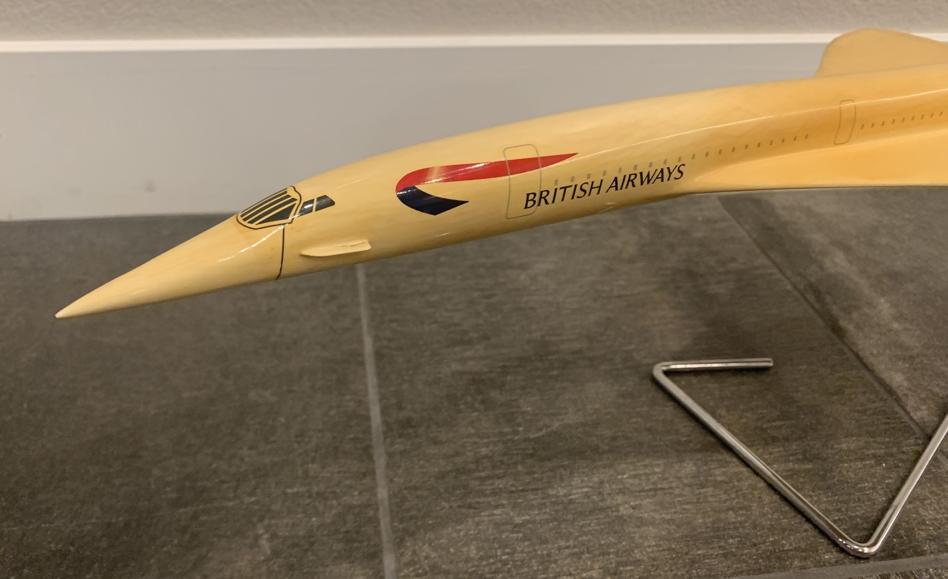British Airways Concorde + Space Shuttle Jet Model On Stand Rare Vintage - Image 4 of 7