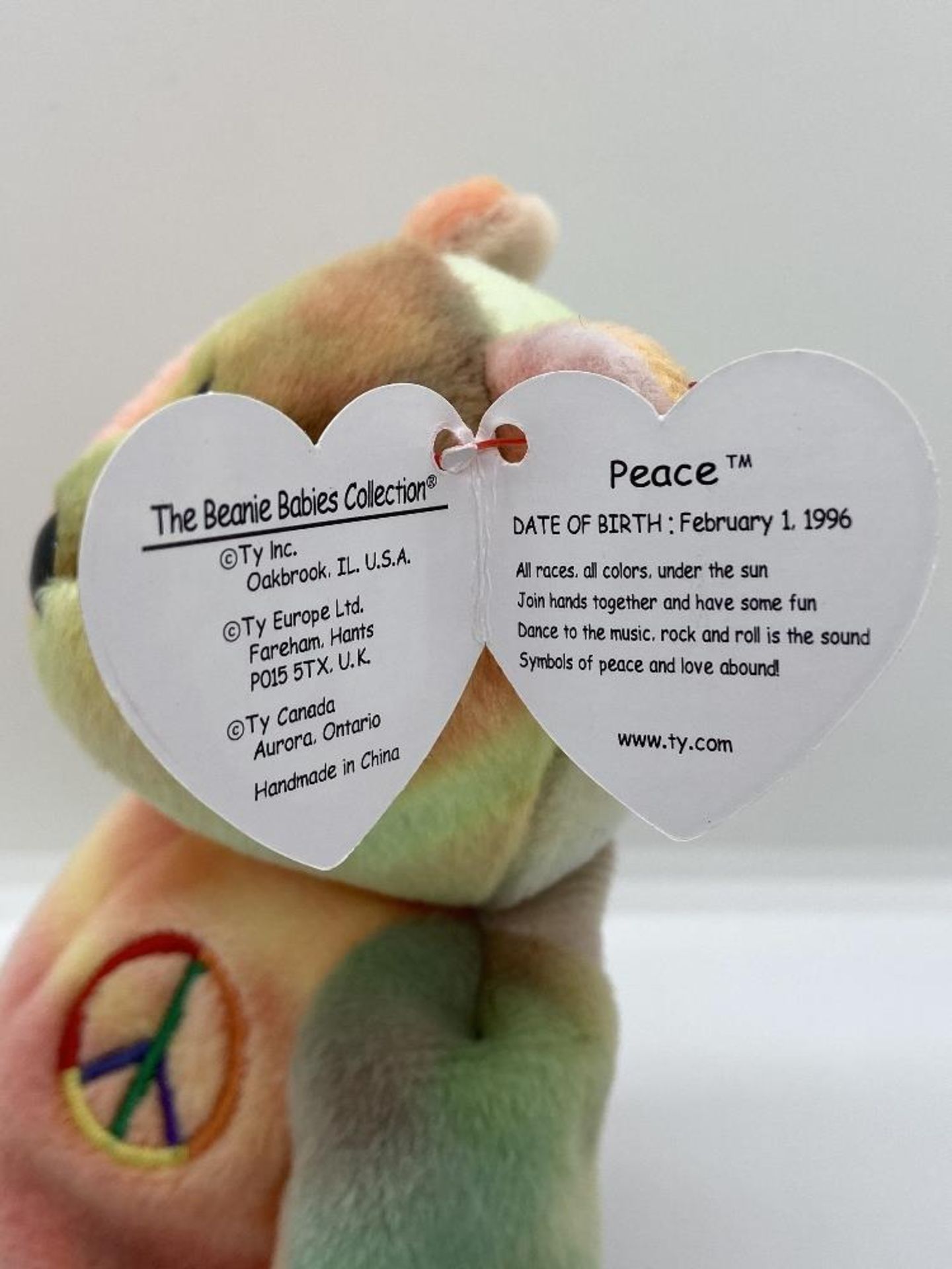 Ty Beanie Babies Peace Bear, 1996, PE Pellets, In Case w/ Tags - Image 9 of 11