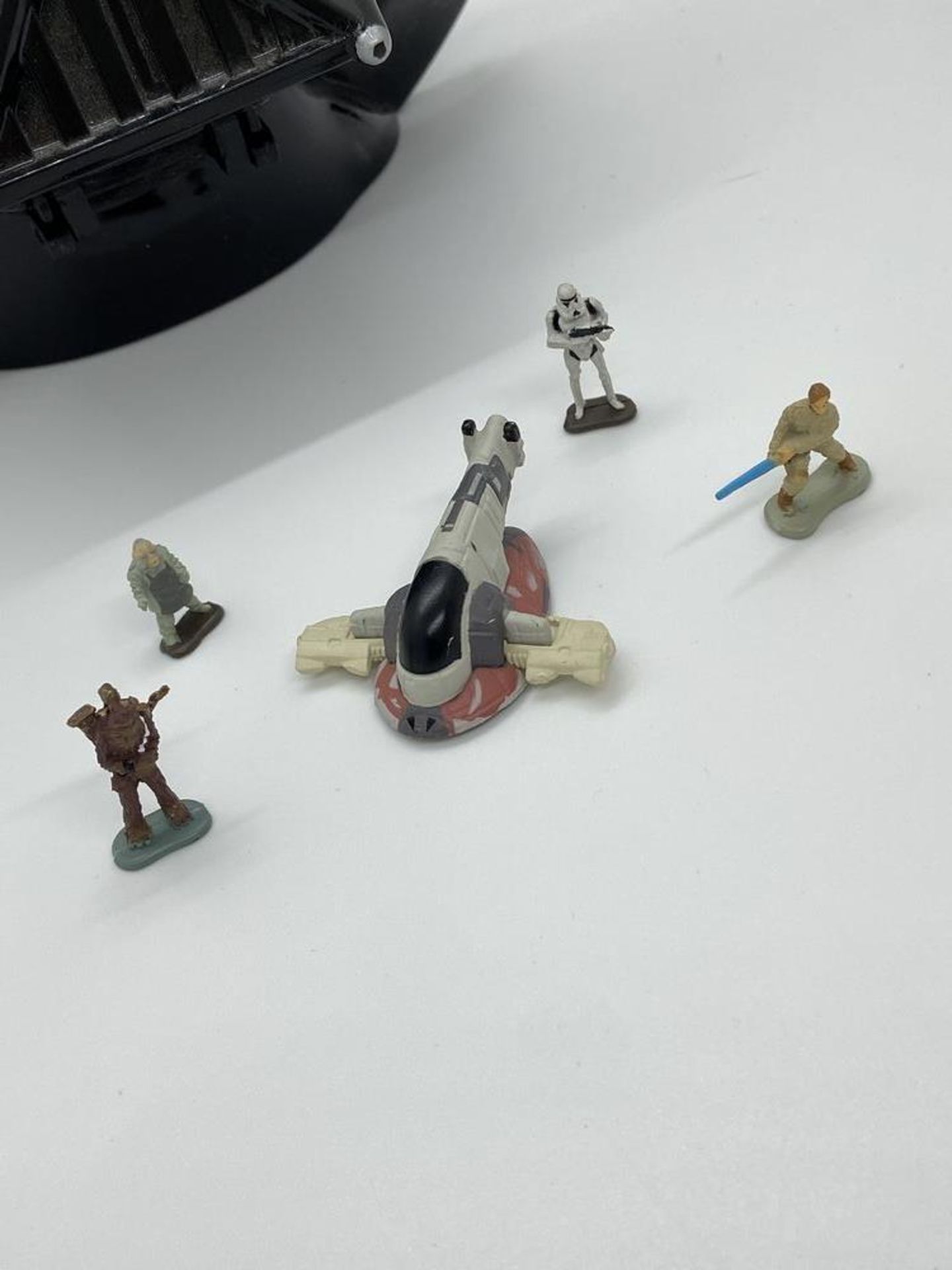 Star Wars Darth Vader MicroMachines Toy Playset dating back to the 1990s - Image 3 of 8