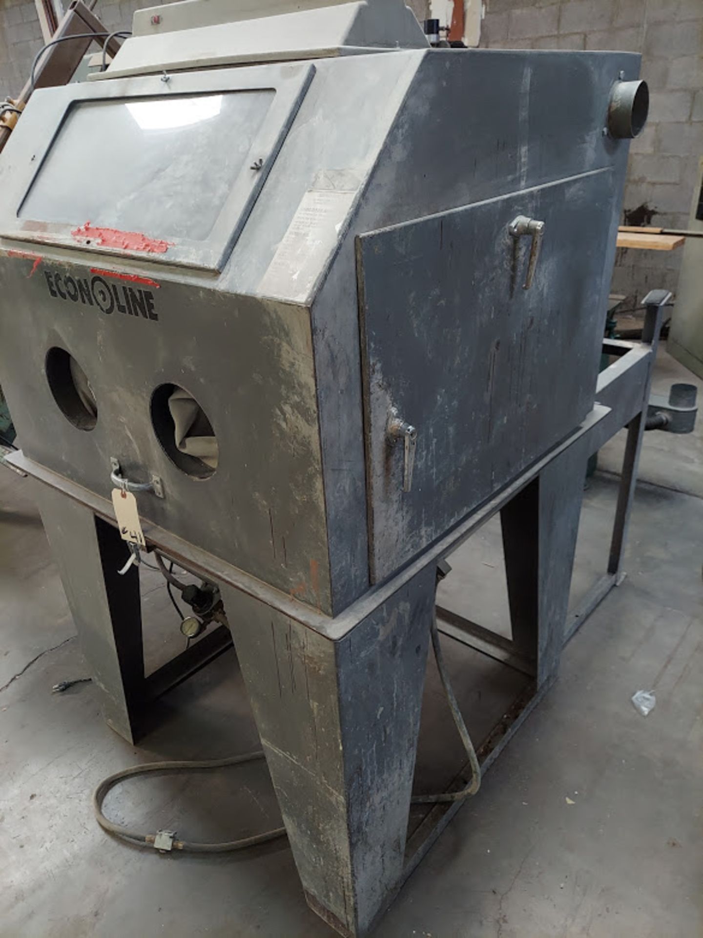 Ecoline 40" x 40" x 30" Free Standing Sand Blasting Cabinet - Image 2 of 4