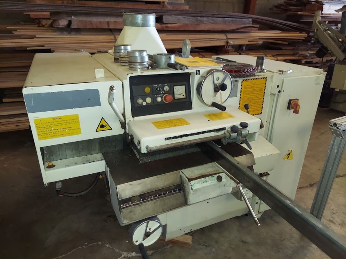 ONLINE PUBLIC WOODWORKING MACHINERY & OFFICE FURNITURE AUCTION IN PHOENIX AZ