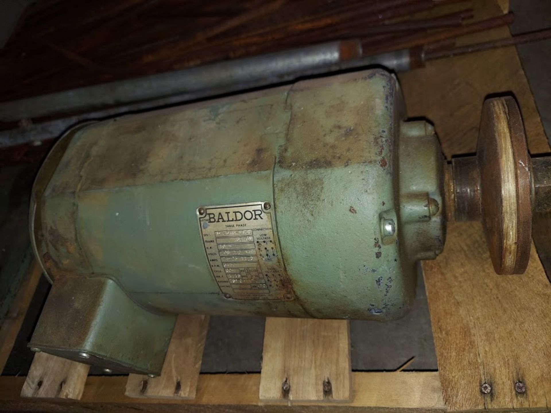 Pallet of Misc metal & Baldor Saw Motor 10 Hp 208, 220-440 Volt 3ph - Image 2 of 3