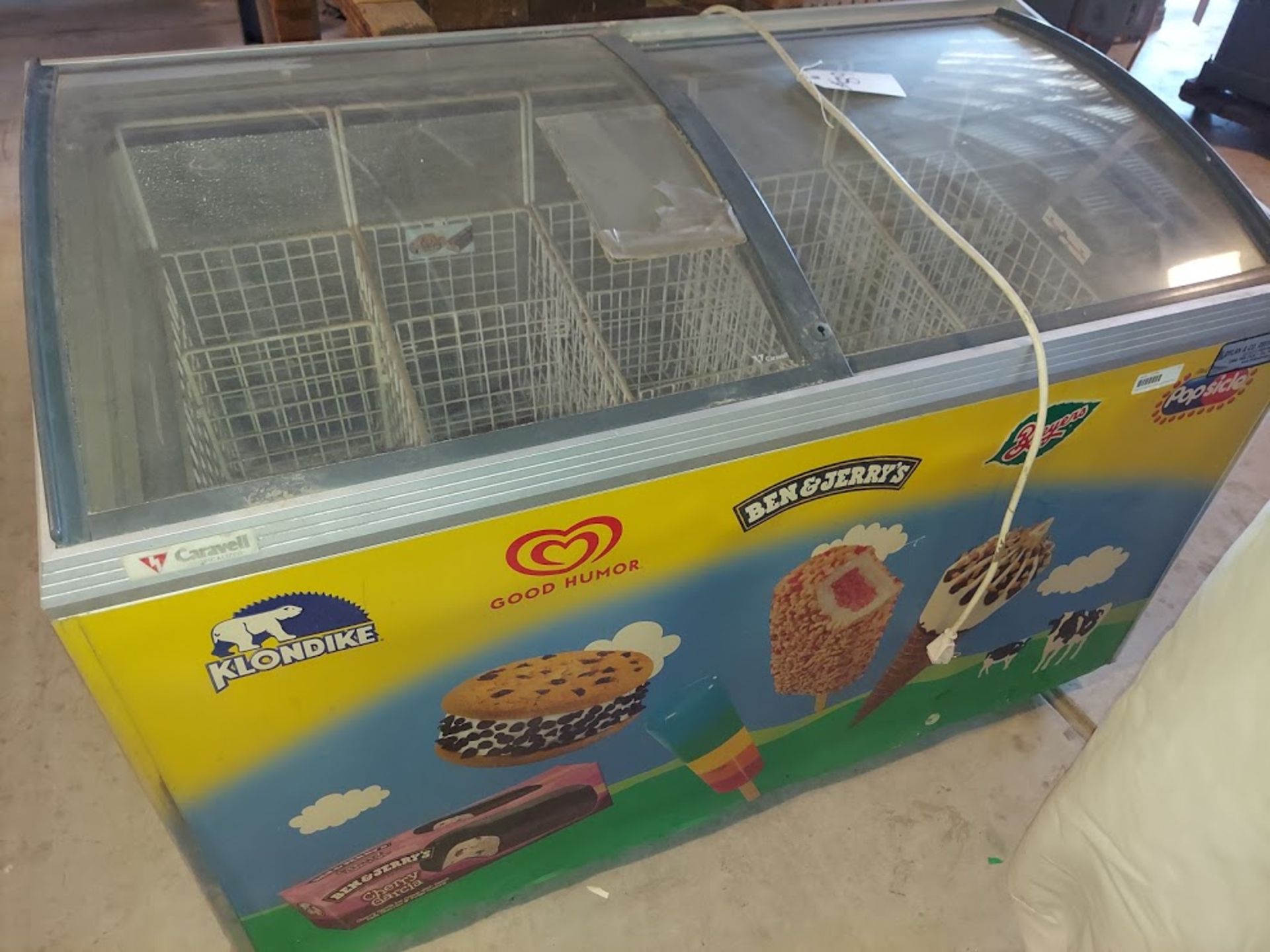 Caravell ice cream cooler Model # 406.995 on wheels