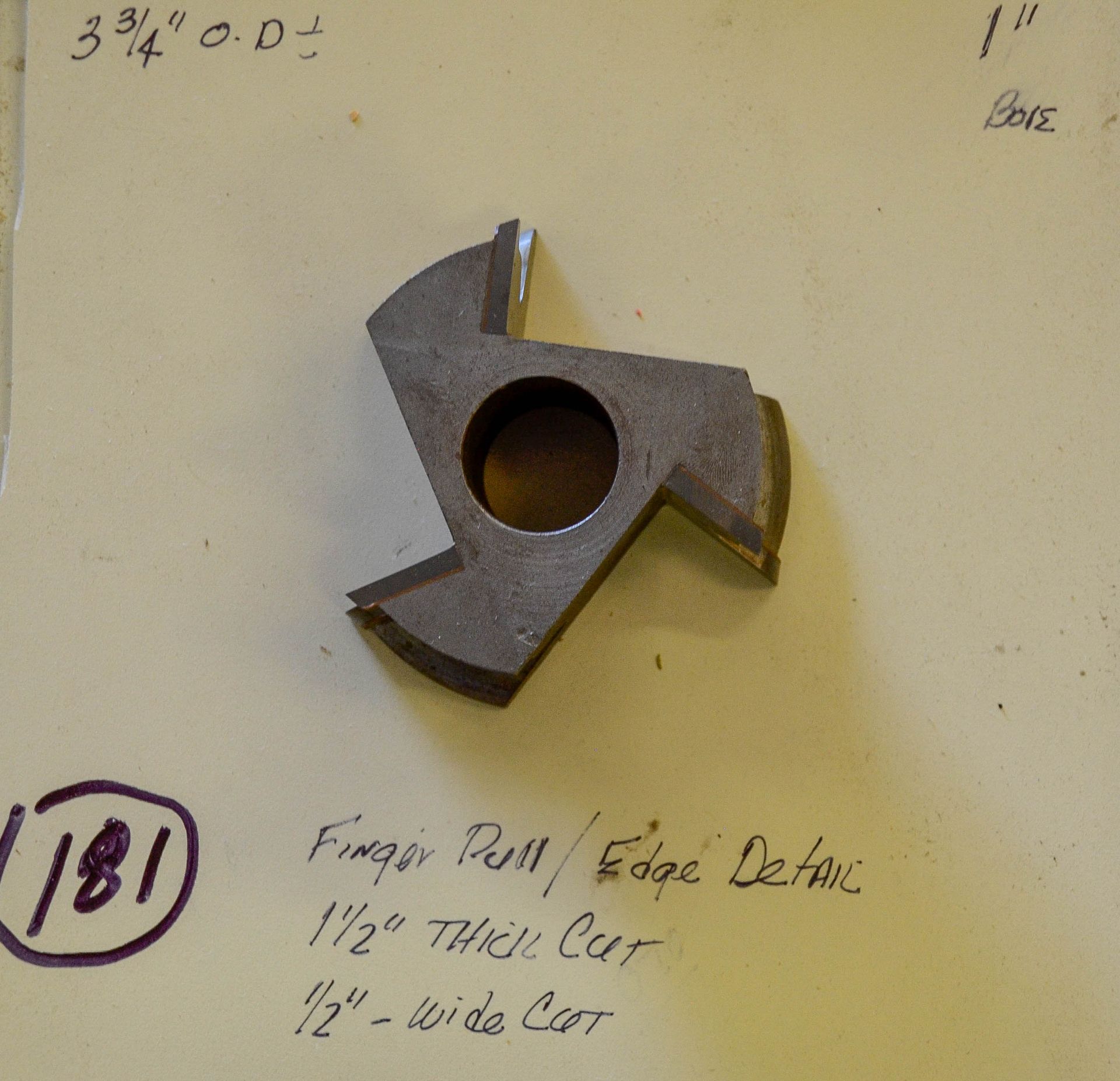 Shaper Cutter, Finger Pull or Edge Detail, 1-1/2" Thick Cut, 1/2" Wide Cut, 3-3/4" Outside Diame