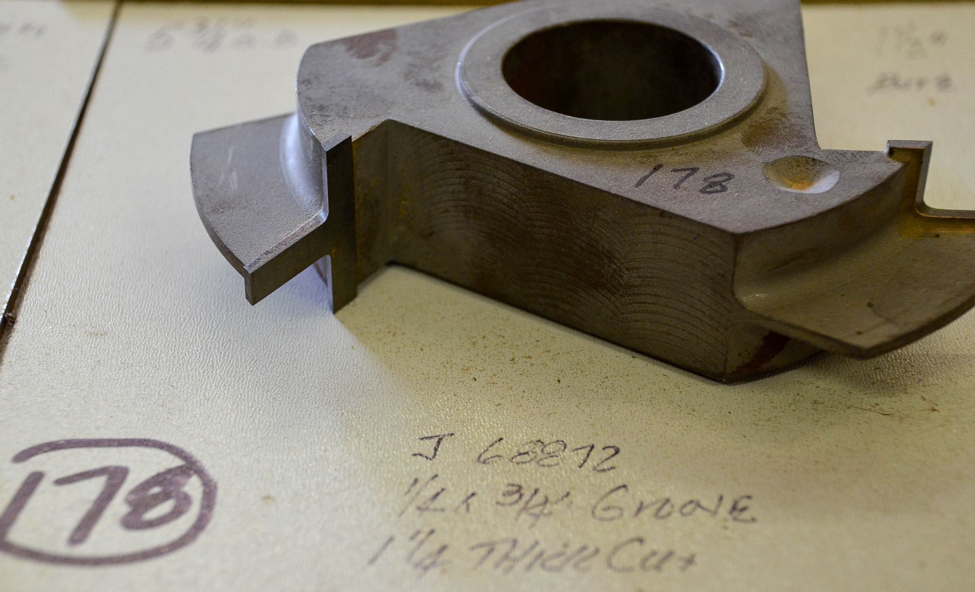 Shaper Cutter, Carbide Chipped at 1 Wing by Handling, Edge Detail, 1" Thick Cut, 3/4" Wide, 5-1/ - Image 2 of 3