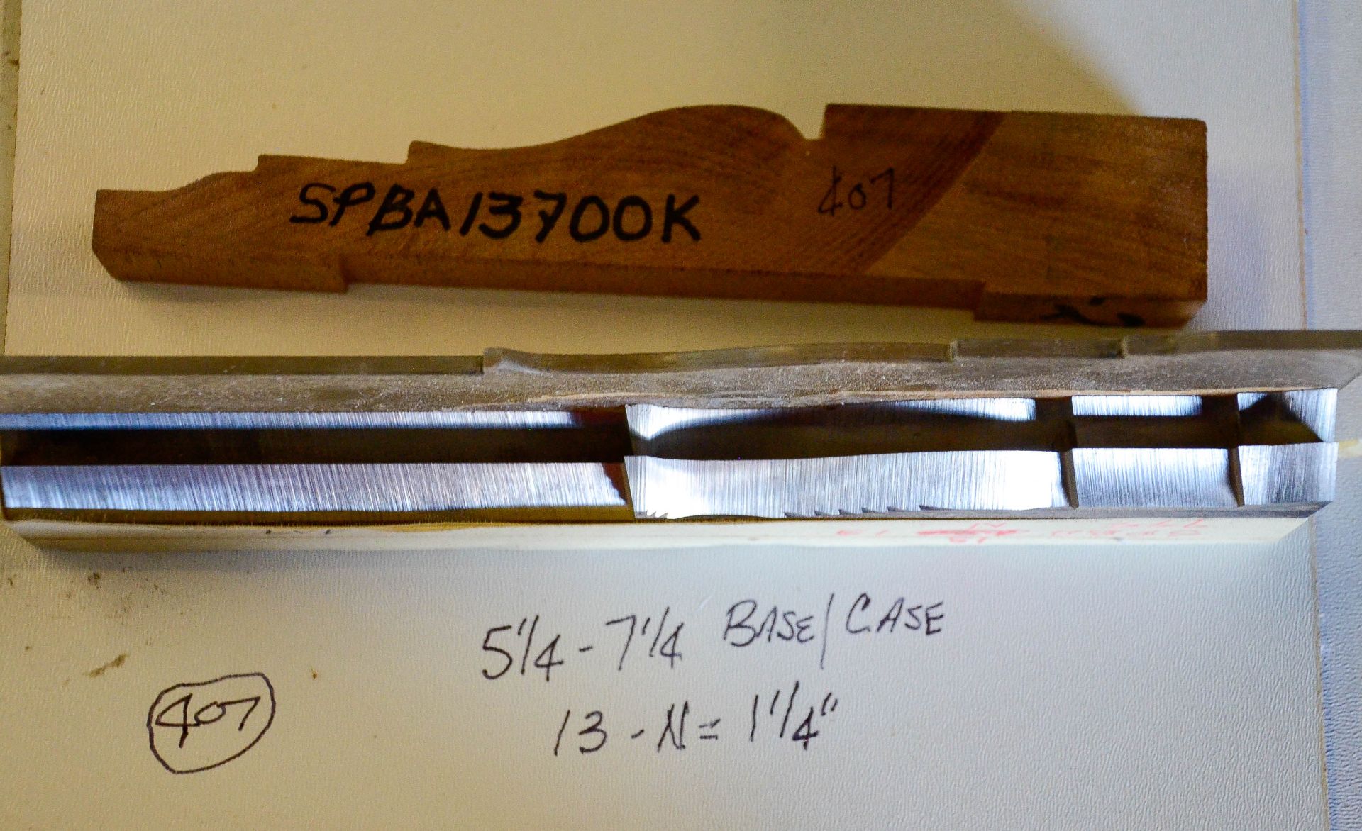Moulding Knives, 5-1/4" - 7-1/4" Base/Case, 13-N = 1-1/4", Knives are in Good Condition and Ready - Image 2 of 2
