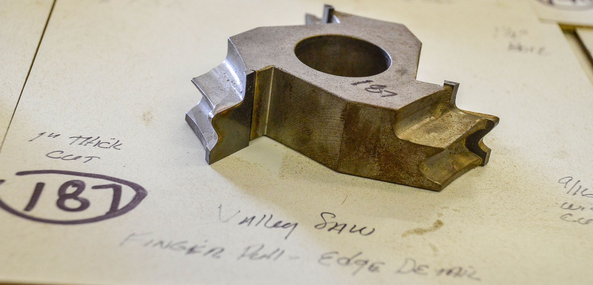 Shaper Cutter, Valley Saw, Fingerpull or Edge Detail 1" Thick Cut, 9/16" Wide Cut, 4-1/4" Outsi - Image 2 of 2