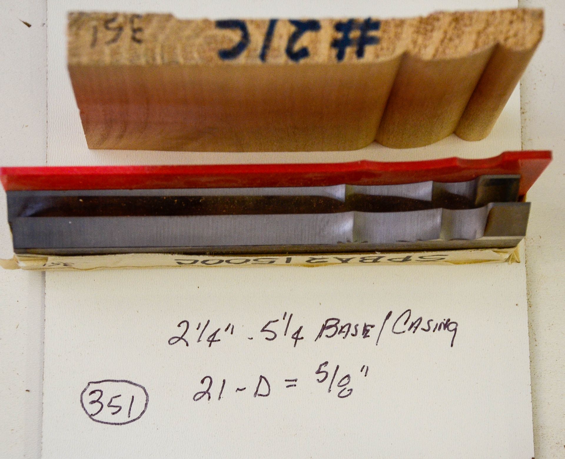 Moulding Knives, 2-1/4"- 5-1/4" Base/Case, 21 - D = 5/8", Knives are in Good Condition and Ready - Image 2 of 2