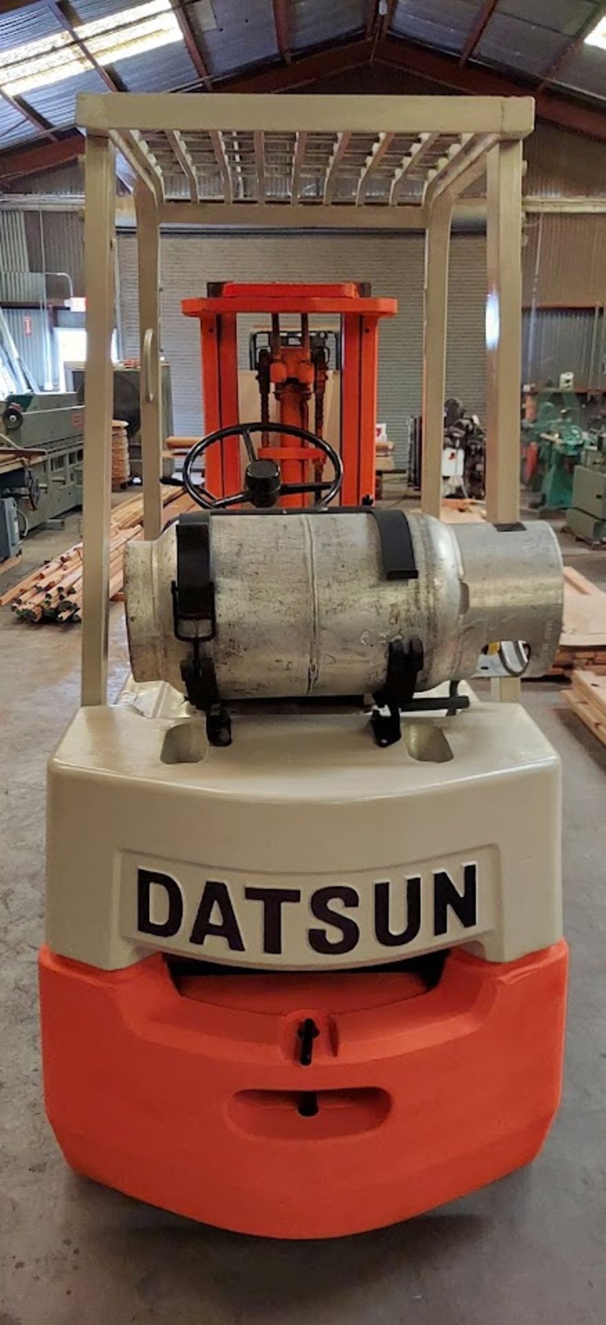 Datsun 5000 LBS Forklift, Model #CPF02, Drives Forward & Reverse, the mast raises & lowers. - Image 6 of 14