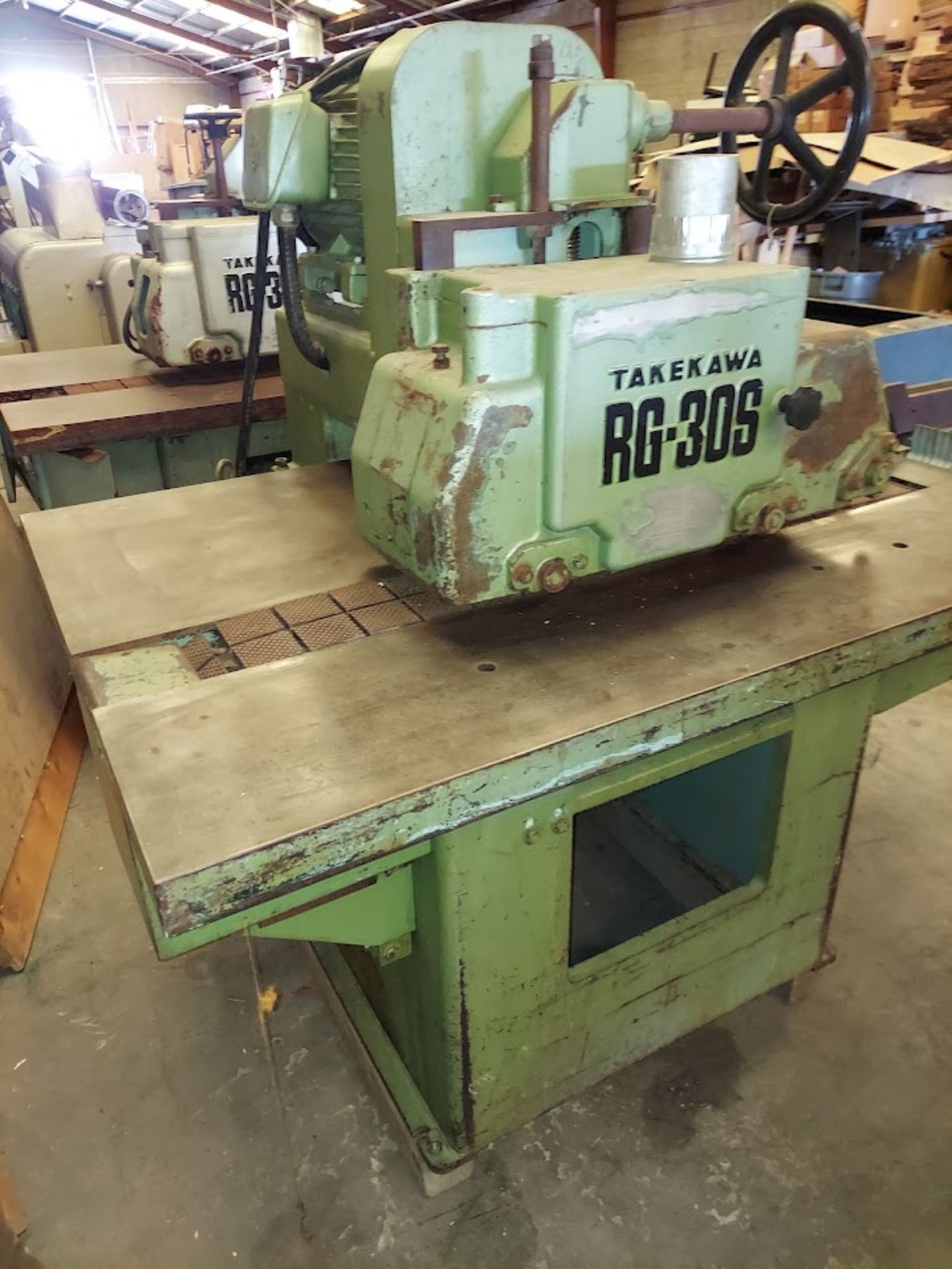 Takekawa 12" Straight Line Rip Saw, Model #RG-30S, 15 Hp 220/440 Volt 3ph Motor - Image 3 of 5