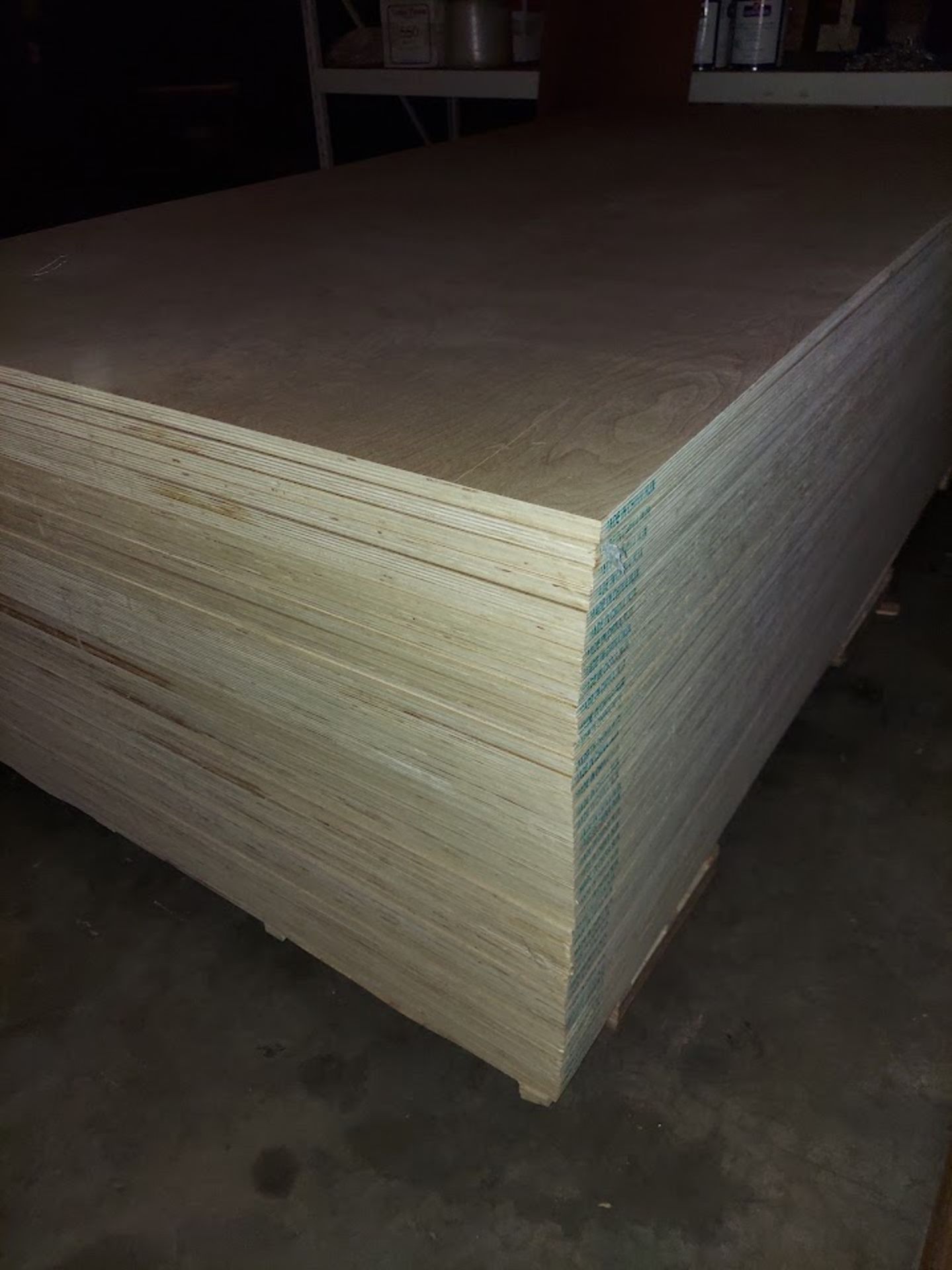 34 Sheets of 18mm Red Birch Plywood 4' x 8' Sheets - Image 3 of 3