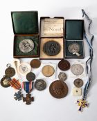 16 various medals and crosses from World war I and II