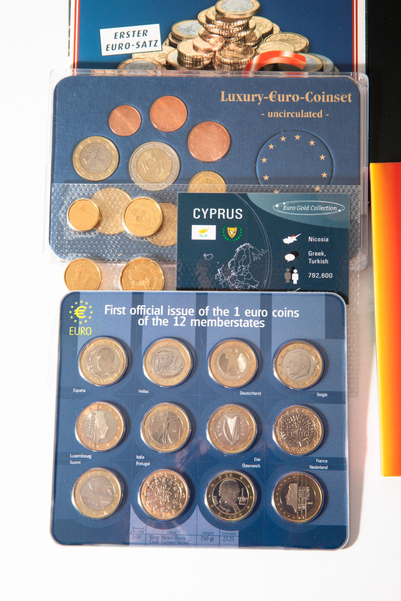 17 complete € Coin Sets, different countries, prototypes Poland, Malta, Cyprus, Bulgaria, GB - Bild 2 aus 9