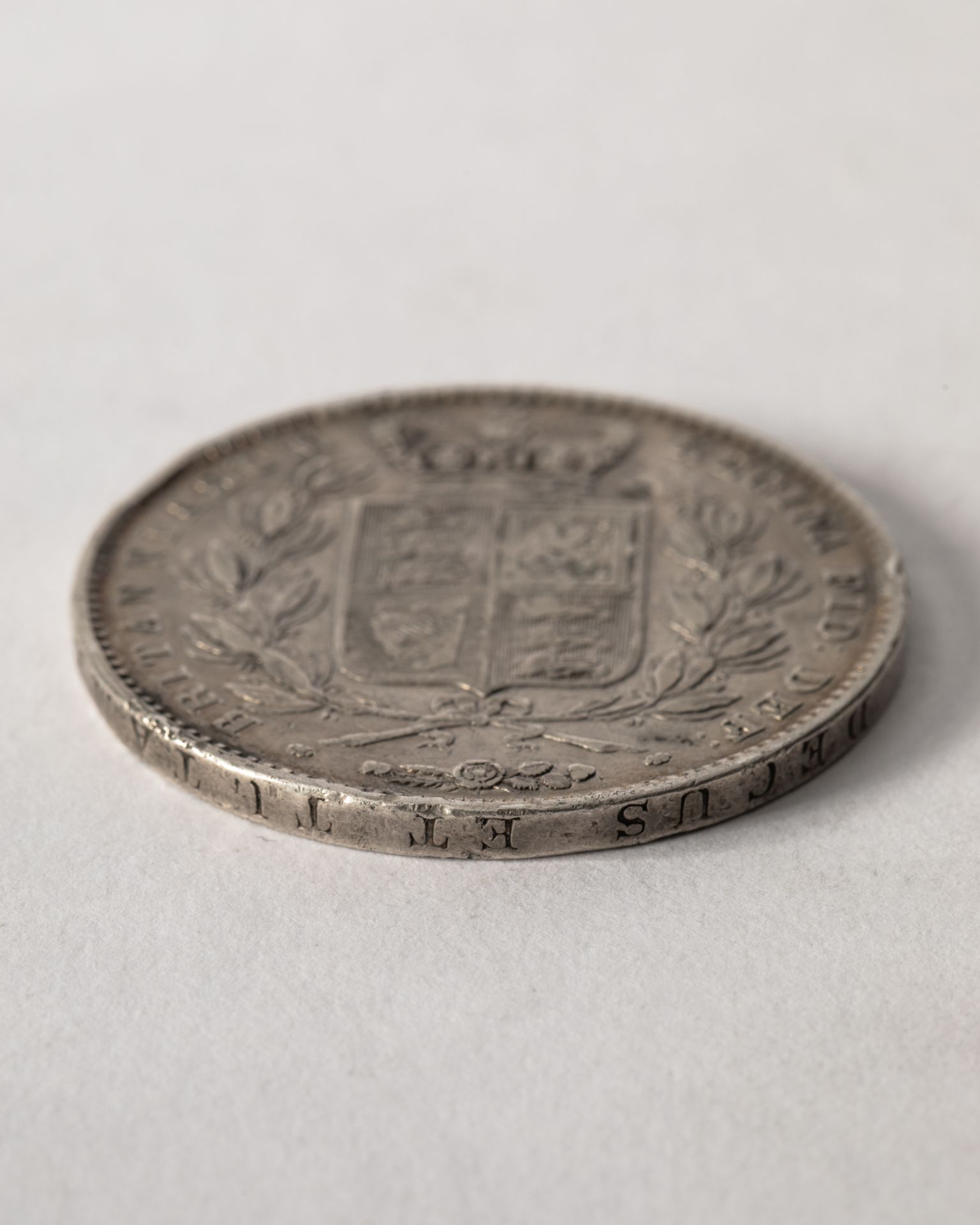 Crown (5 Schillings) Großbritannien. 1845. Queen Victoria. Silver - Bild 3 aus 3