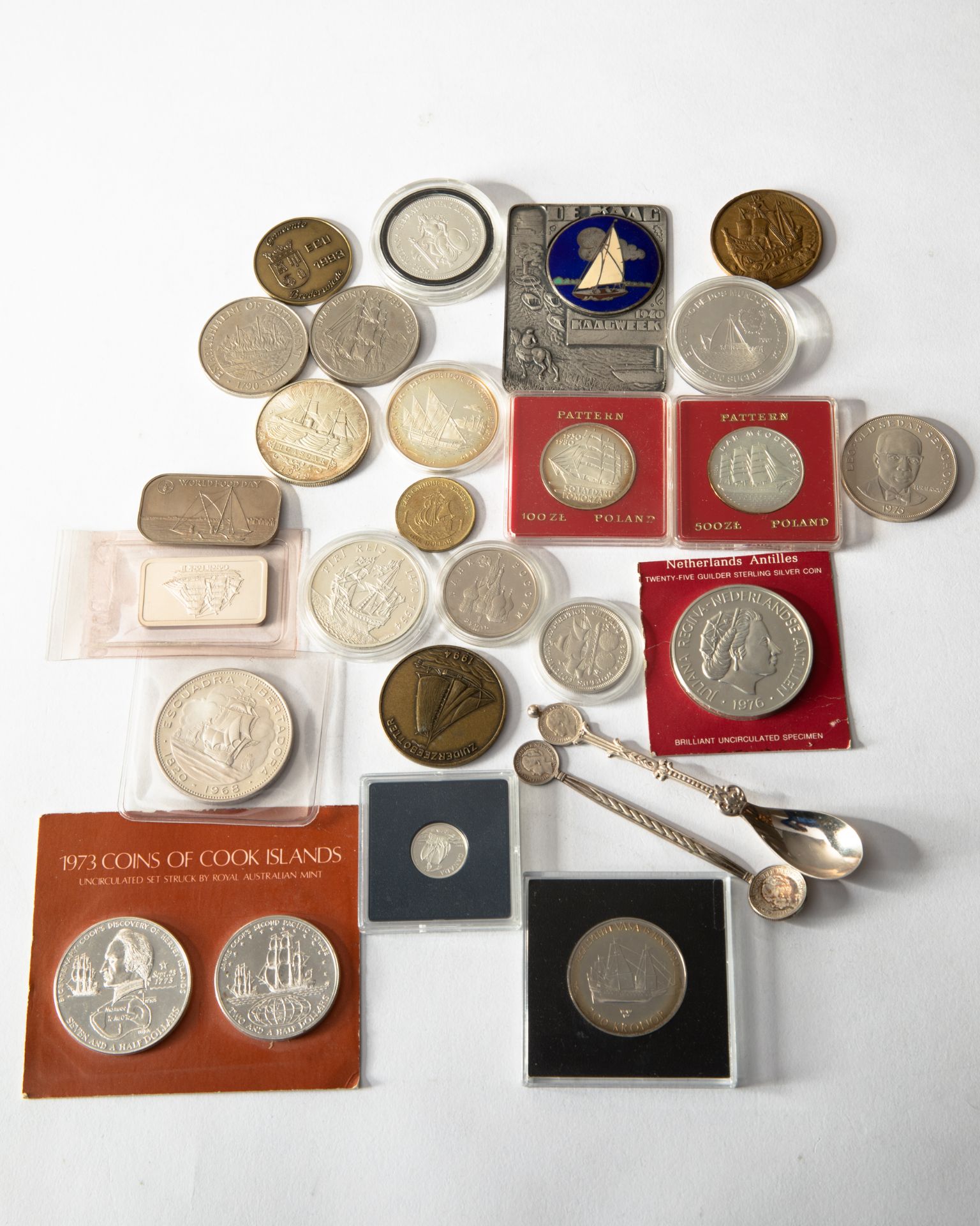 Ships, silver coins and medals