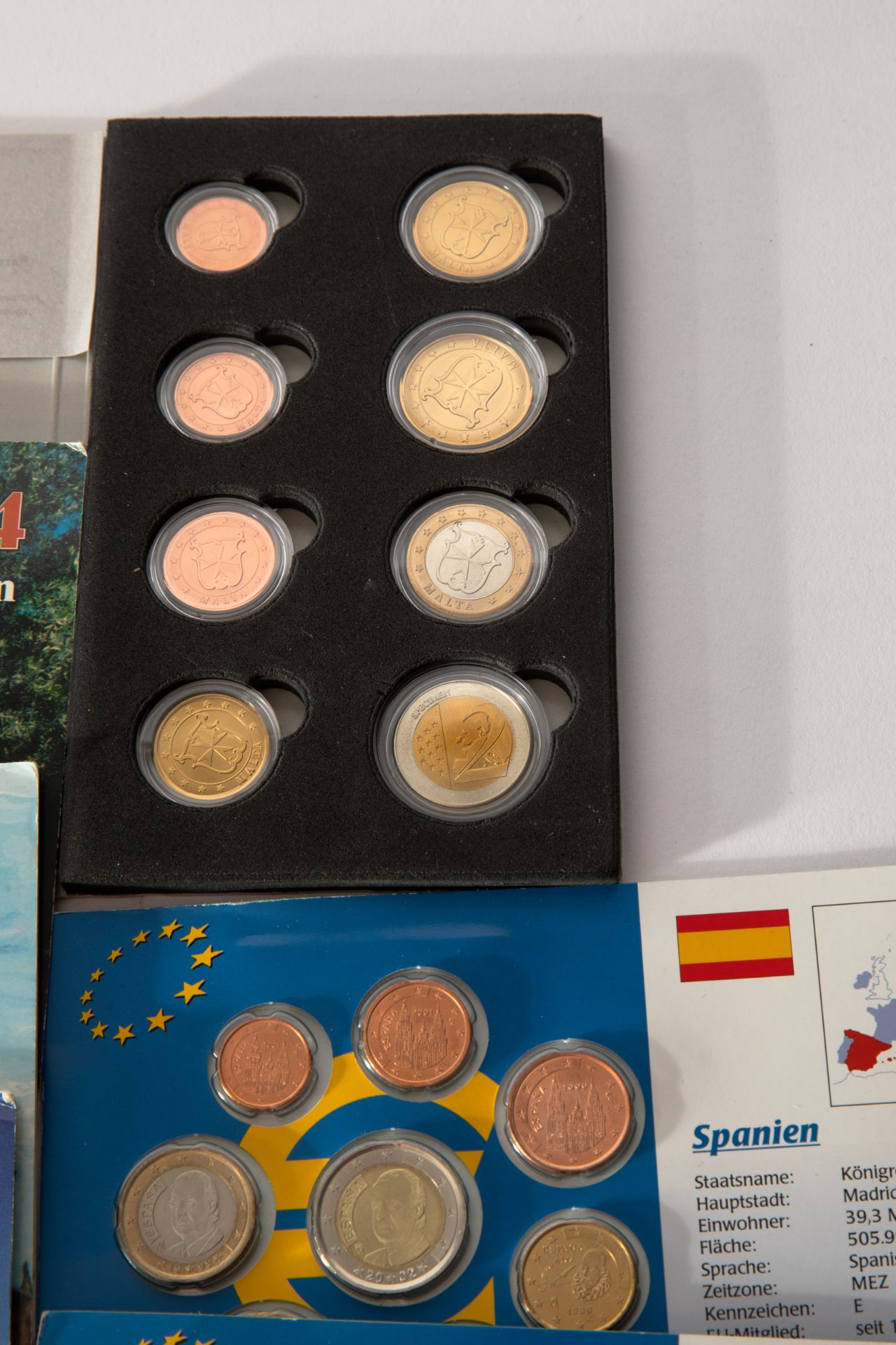 17 complete € Coin Sets, different countries, prototypes Poland, Malta, Cyprus, Bulgaria, GB - Bild 6 aus 9