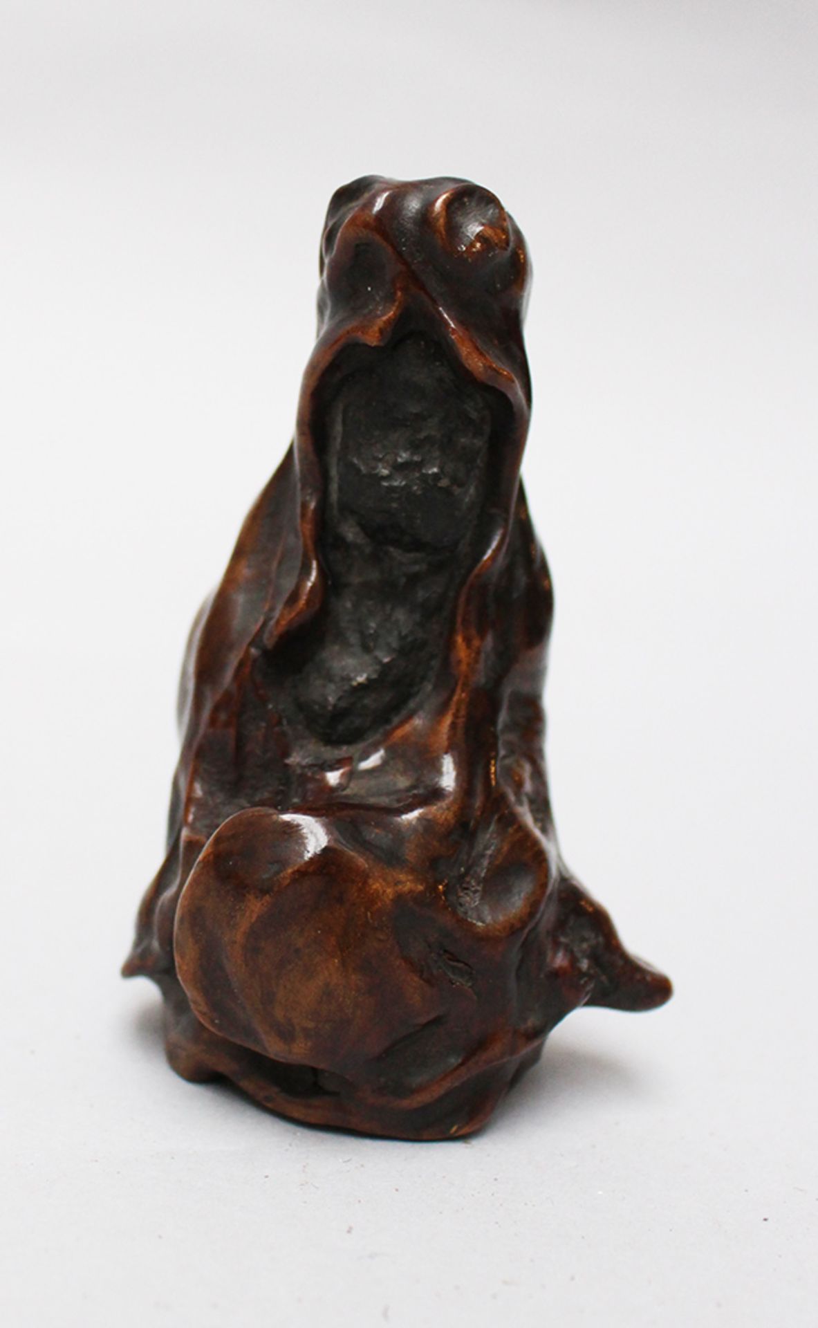 Asian sculpture, root wood 19 th Century. 9 cm height