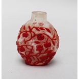 Snuff bottle , with executed red glass on transparent glass 18/19 th Century. 6 cm height