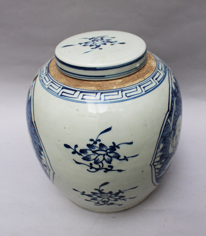 Chinese ginger pot , blue painted on white ground glazed , one lid, 18/19th Century. 30 cm height - Image 2 of 3