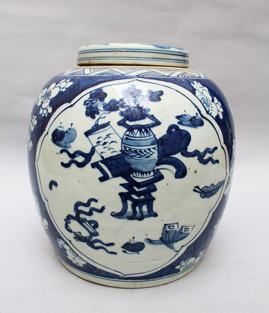 Chinese ginger pot , blue painted on white ground glazed , one lid, 18/19th Century. 30 cm height