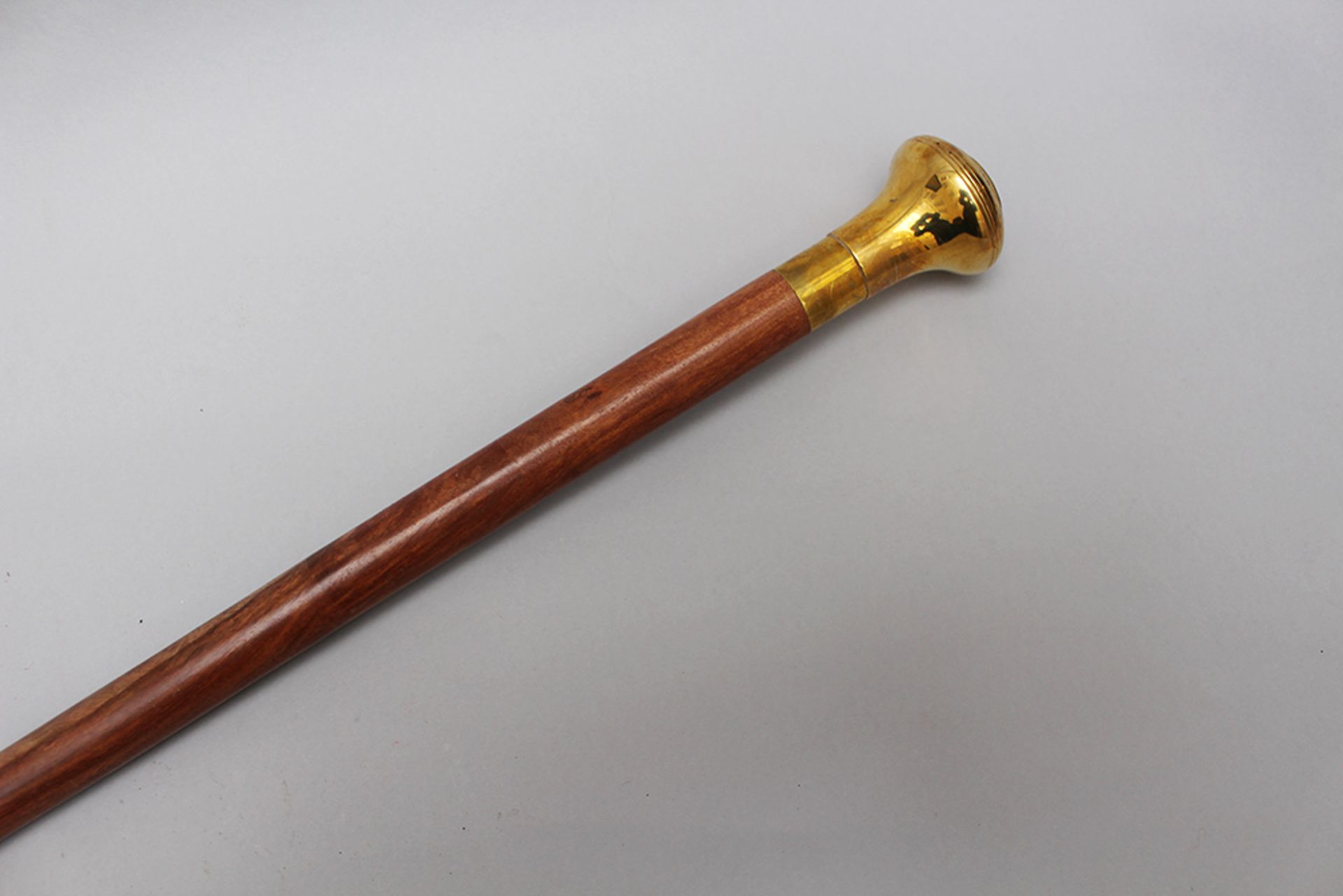 Walking stick with compass , bronze , polished on cherrywood 20 th Century. 91 cm long - Image 2 of 3