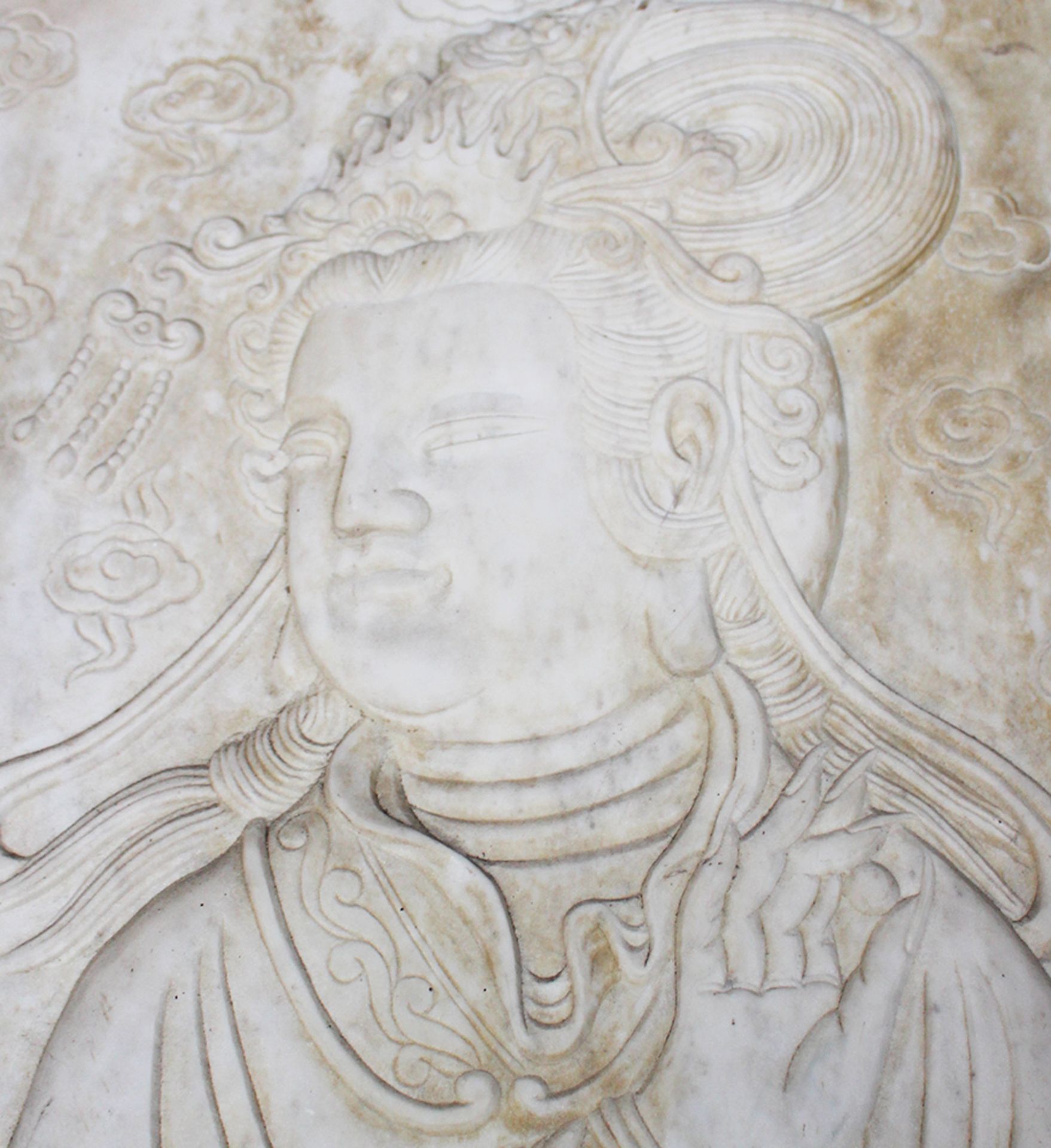 Chinese marble relief of a lady , white marble sculpted 17/18th Century. 50x41 cm - Image 2 of 3