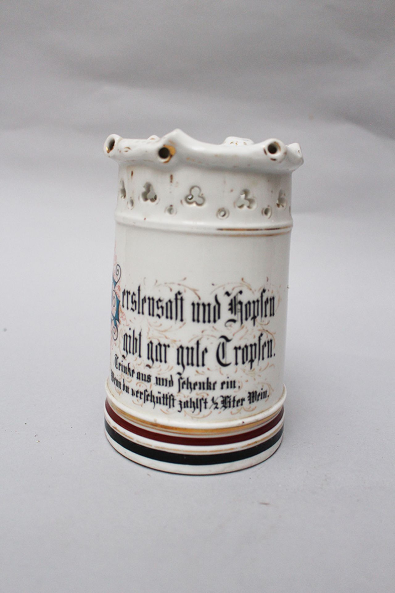 Porcelain beaker with poem decorated on white ground glazed , Vienna 19th Century. 15 cm height - Image 2 of 3