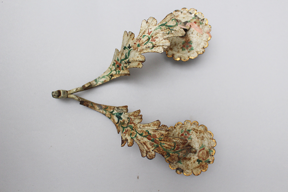 Two iron appliques , each for two lights , original painted Austrian 18 th Century - Image 3 of 3