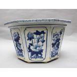 Chinese porcelain pot , blue painted on white ground , canted, Qing Dynasty. 33cm