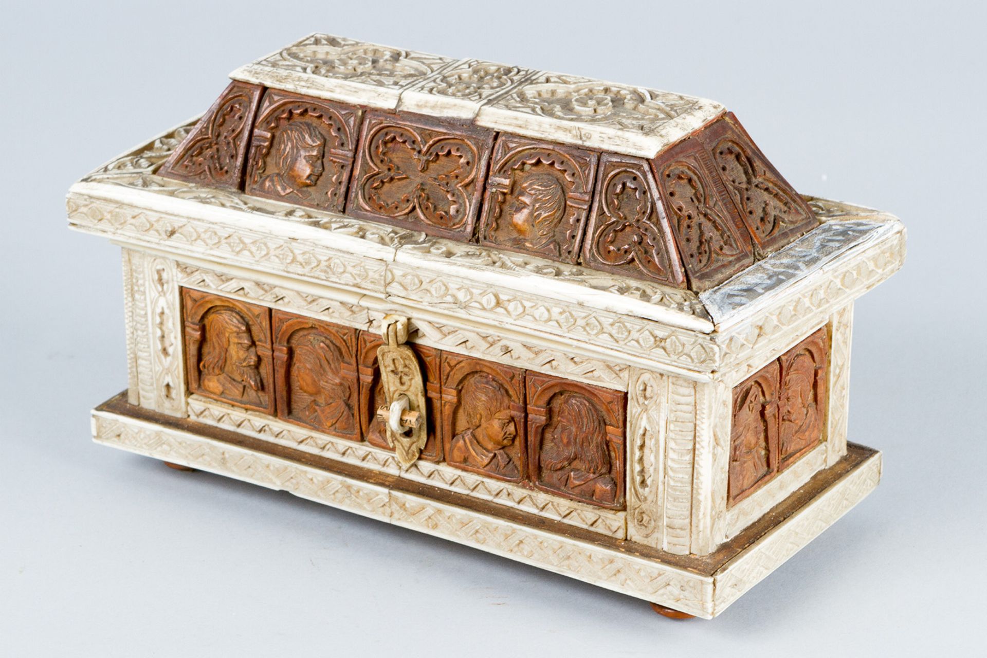 Small casket in Embriachi manner - Image 3 of 3