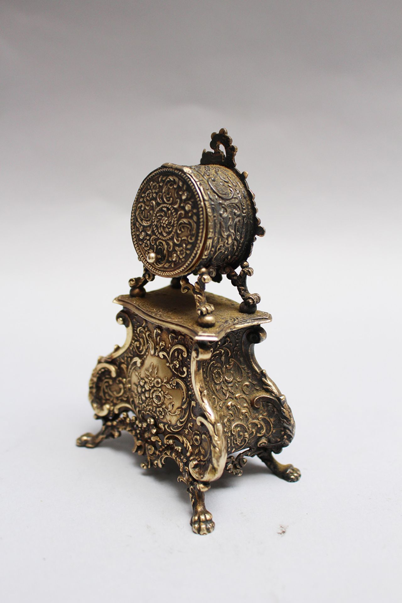Silver miniature clock, in baroque from , inside gilted, with enamel dial and painting, open - Image 2 of 3
