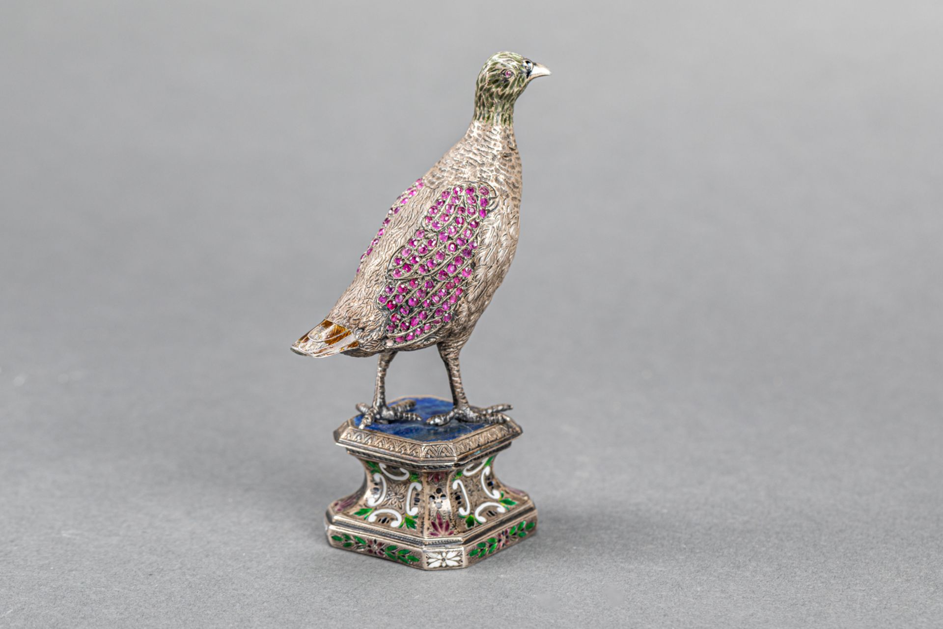 Pheasant sculpture, on octagonal base with lapislazuli top, silver with rich enamel decorations - Image 3 of 3